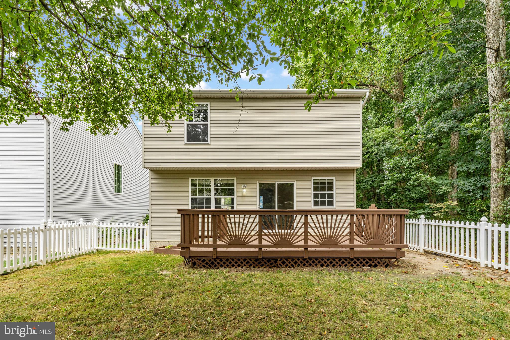 GRANDE VIEW PARK - Residential