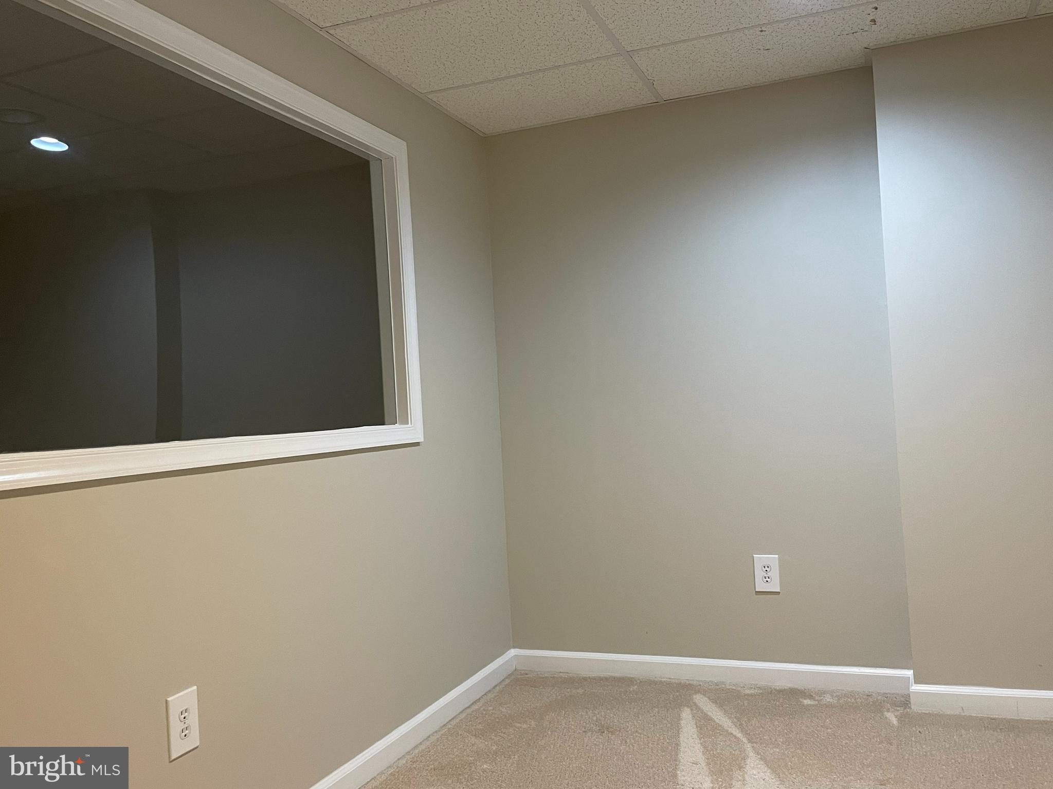 WINDSOR MEADOWS - Residential Lease