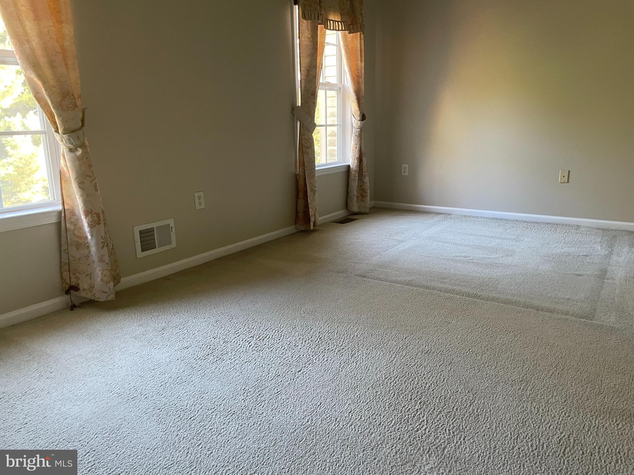 WINDSOR MEADOWS - Residential Lease