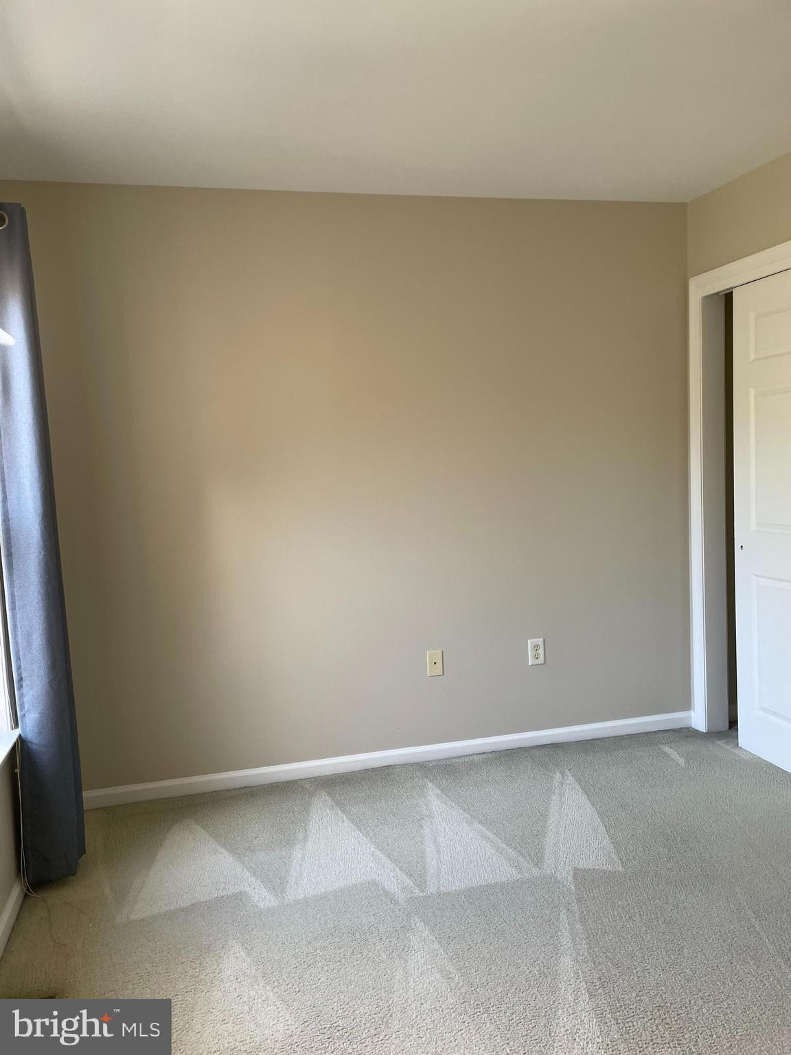 WINDSOR MEADOWS - Residential Lease