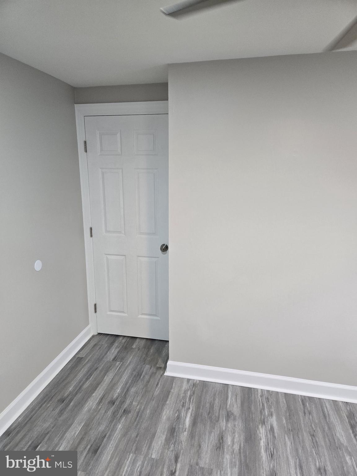 FOX RIDGE MANOR - Residential