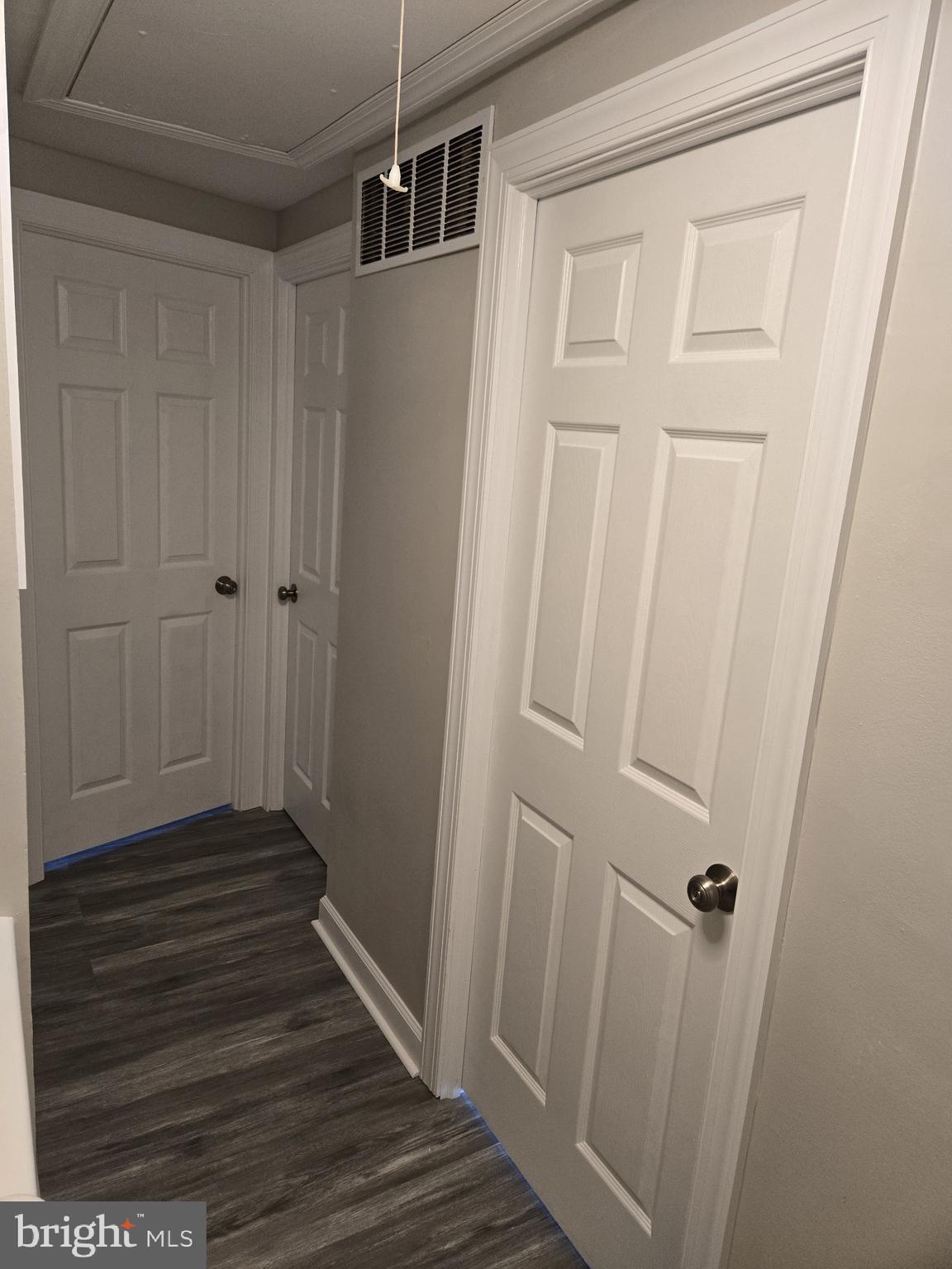 FOX RIDGE MANOR - Residential