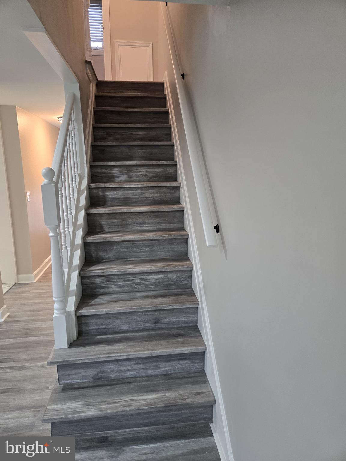 FOX RIDGE MANOR - Residential