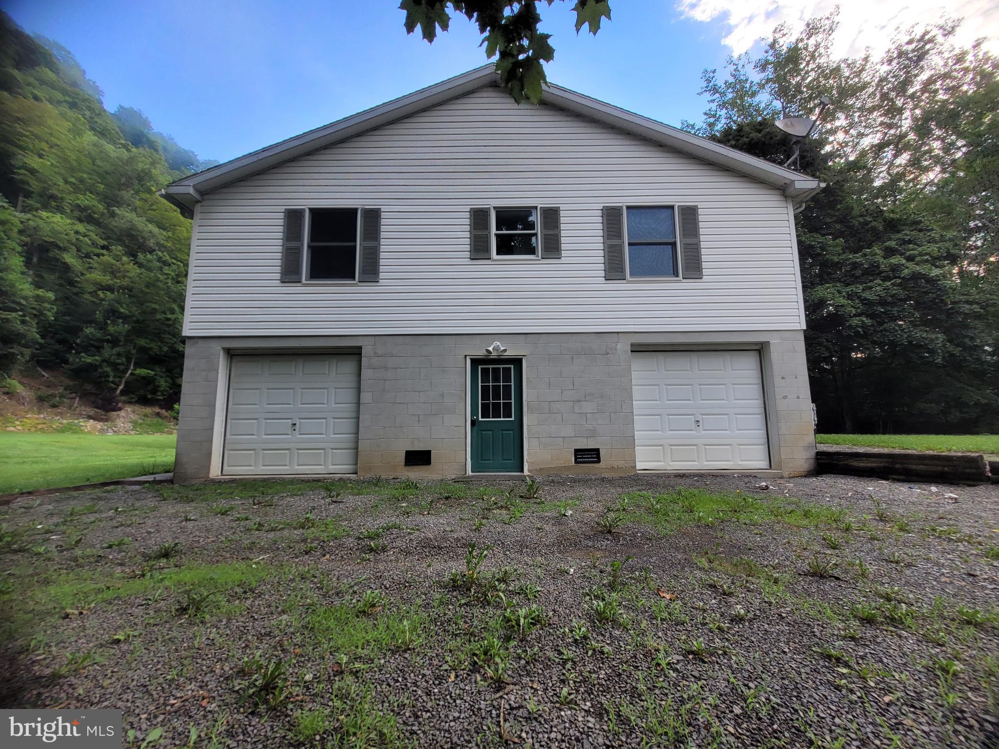 413 BRADDOCK STREET