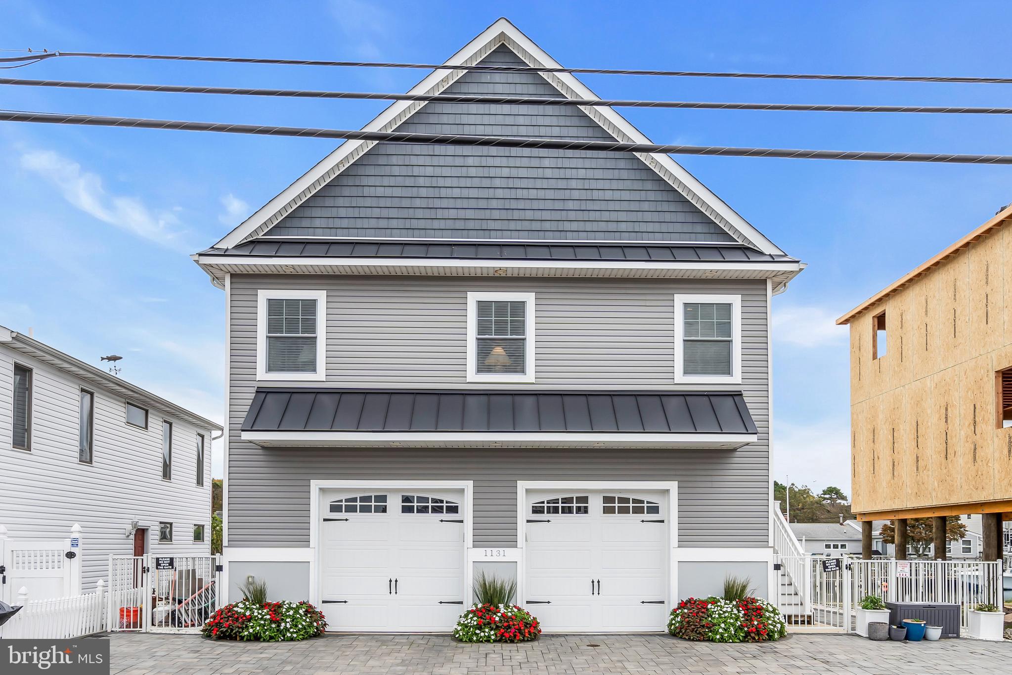 1131 BEACH BOULEVARD