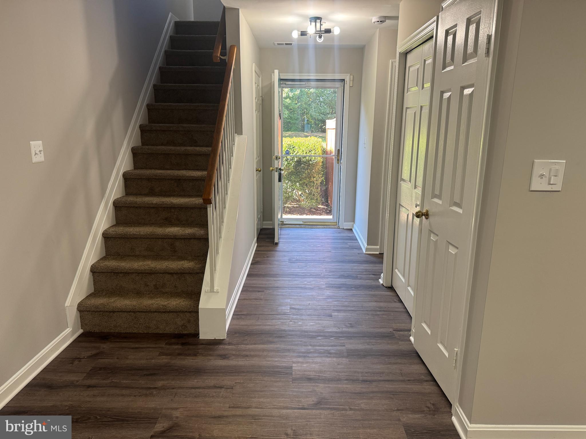 GLENSFORD CONDO - Residential