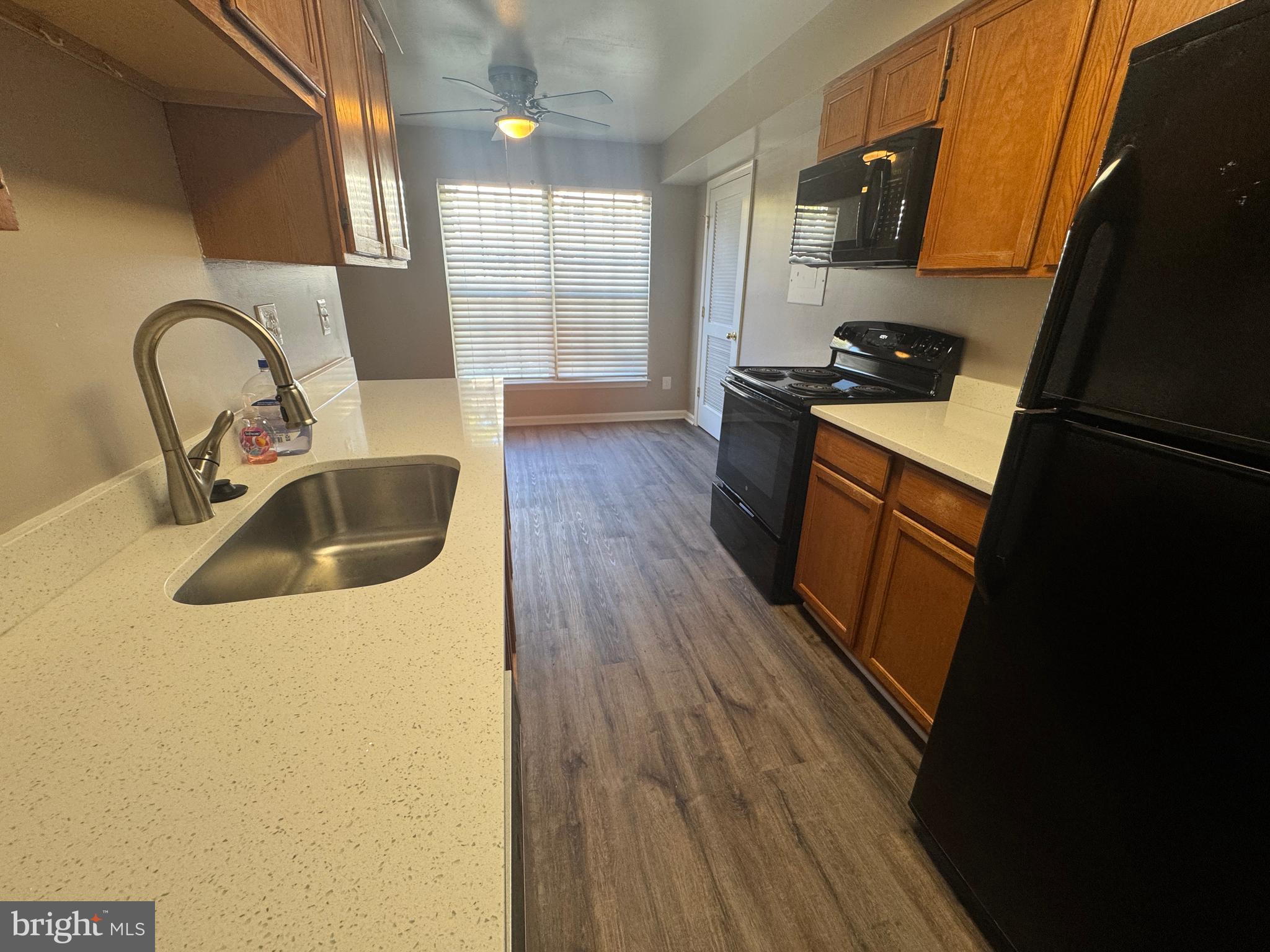 GLENSFORD CONDO - Residential