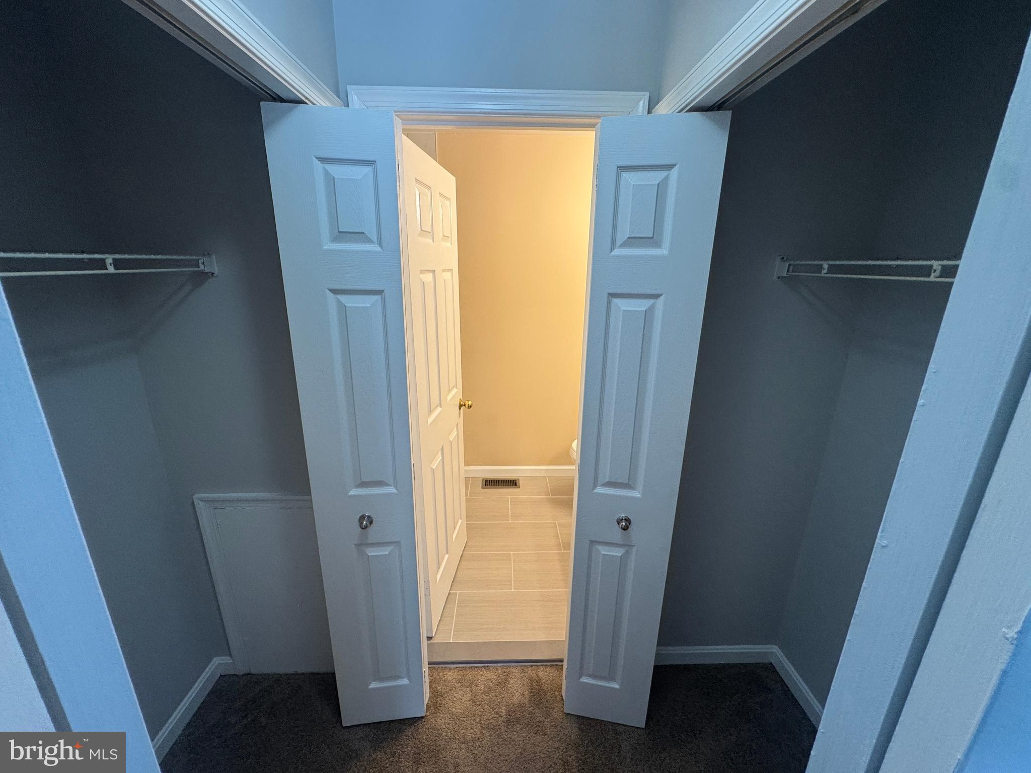 GLENSFORD CONDO - Residential
