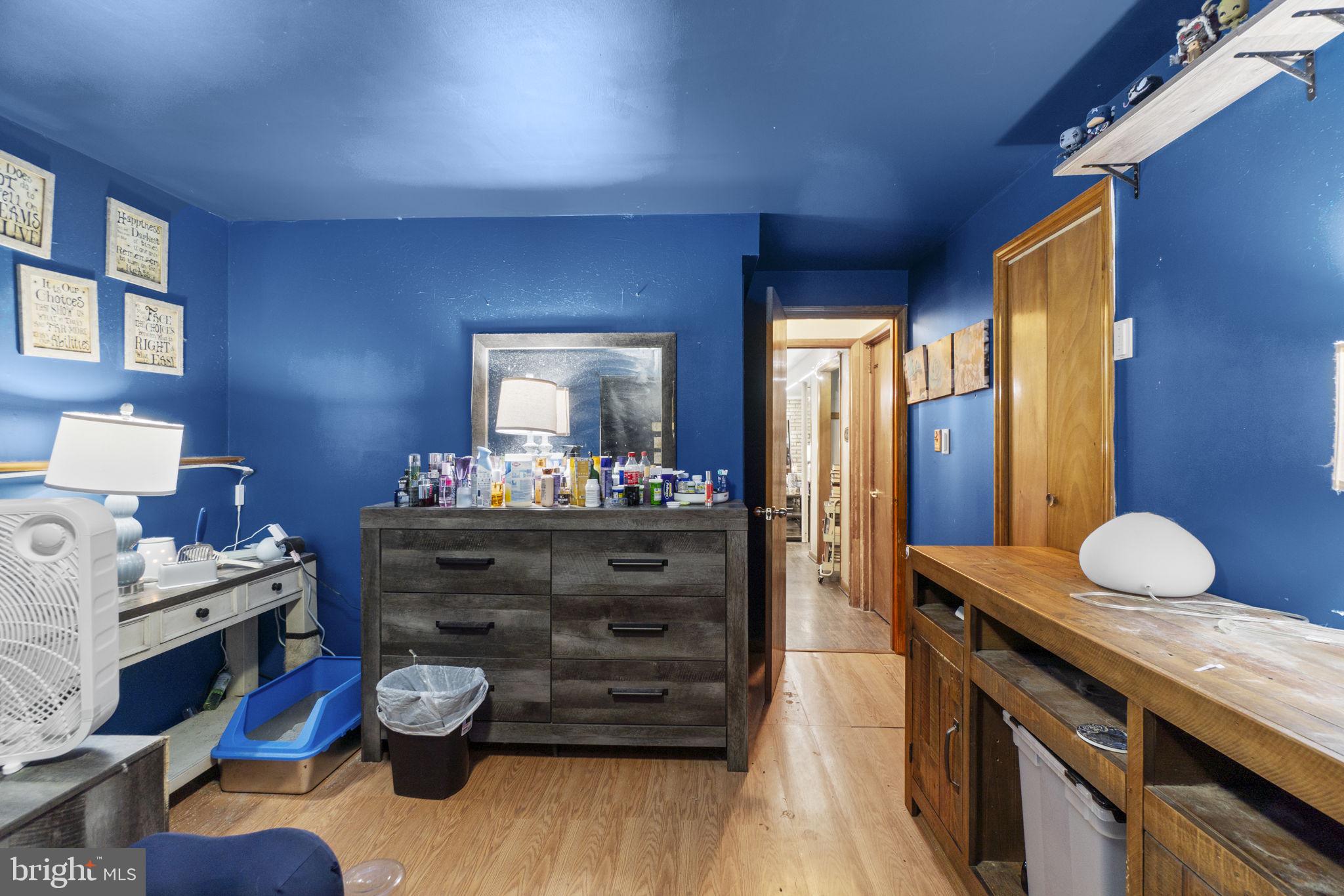 FORD ROAD ACRES - Residential