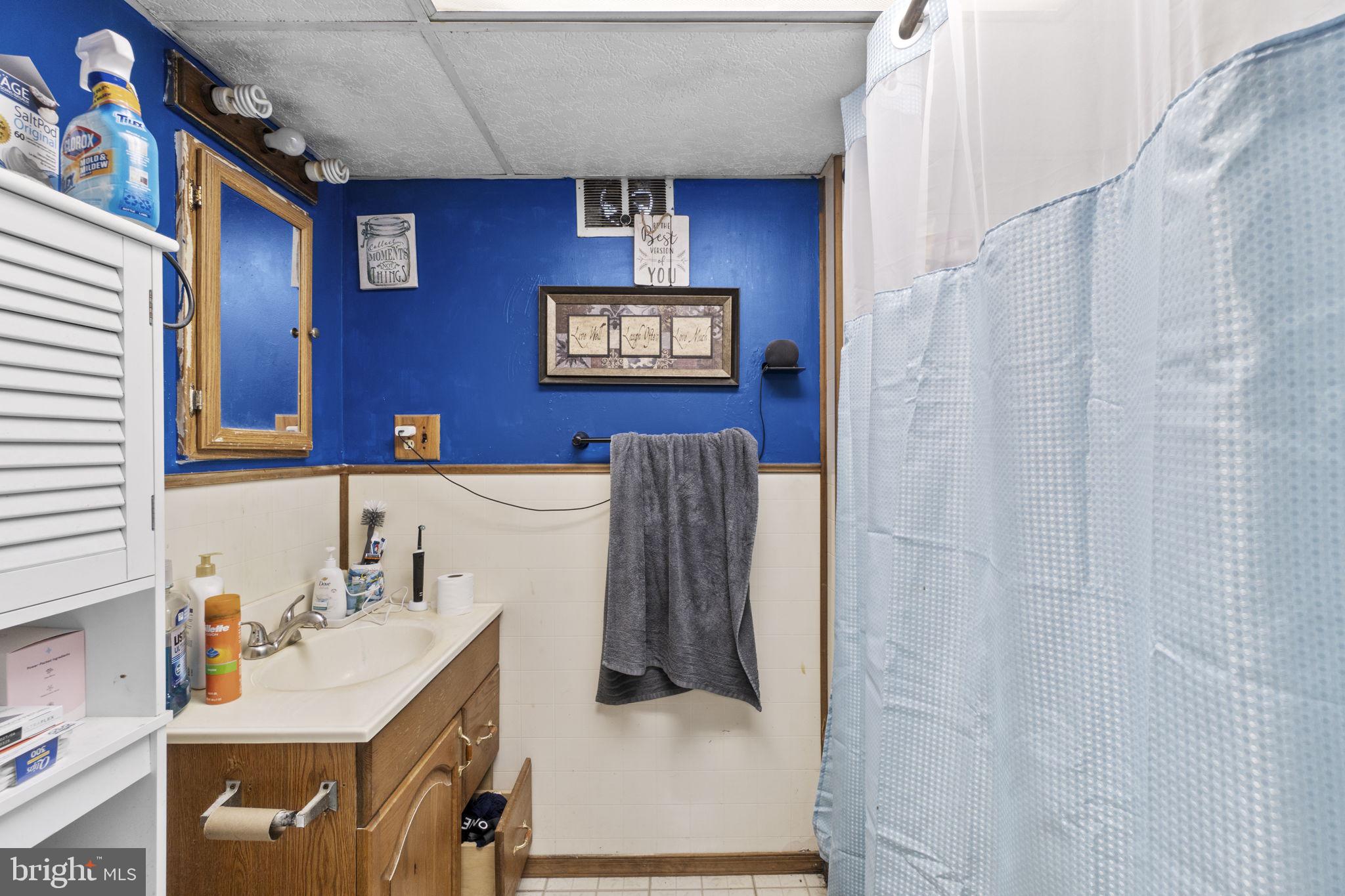 FORD ROAD ACRES - Residential