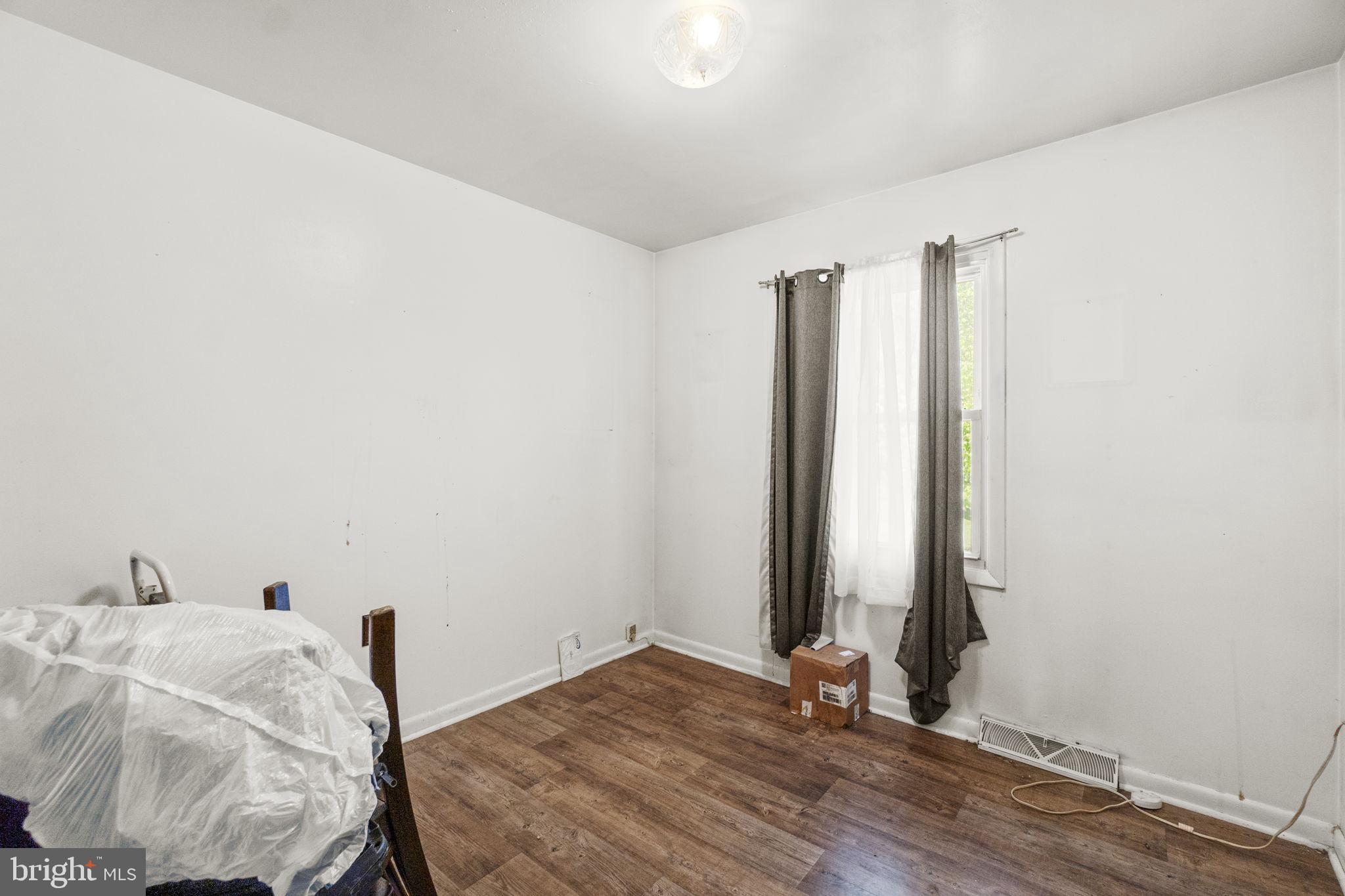 FORD ROAD ACRES - Residential