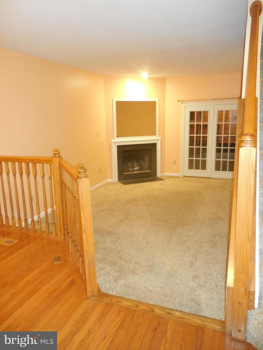 Beautiful Townhouse with many upgraded features including fireplace, outdoor deck, finished lower level, washer and dryer, hardwood floor, upgraded appliances, etc.  Please complete the lease application on Rentspree (https:/apply.link/40UUAuc) and don't miss out on this great opportunity to live in the Russett Community and be in before the holidays. Convenient to 295, 95 and Route 1.
