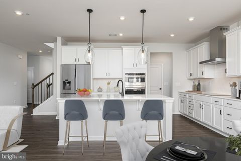 Homes For Sale - 13901 Ejay Drive<br/> BRANDYWINE, MD 20613