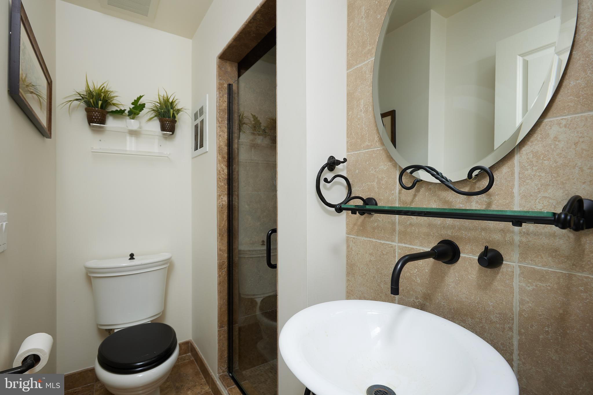 CHEVY CHASE VILLAGE - Residential