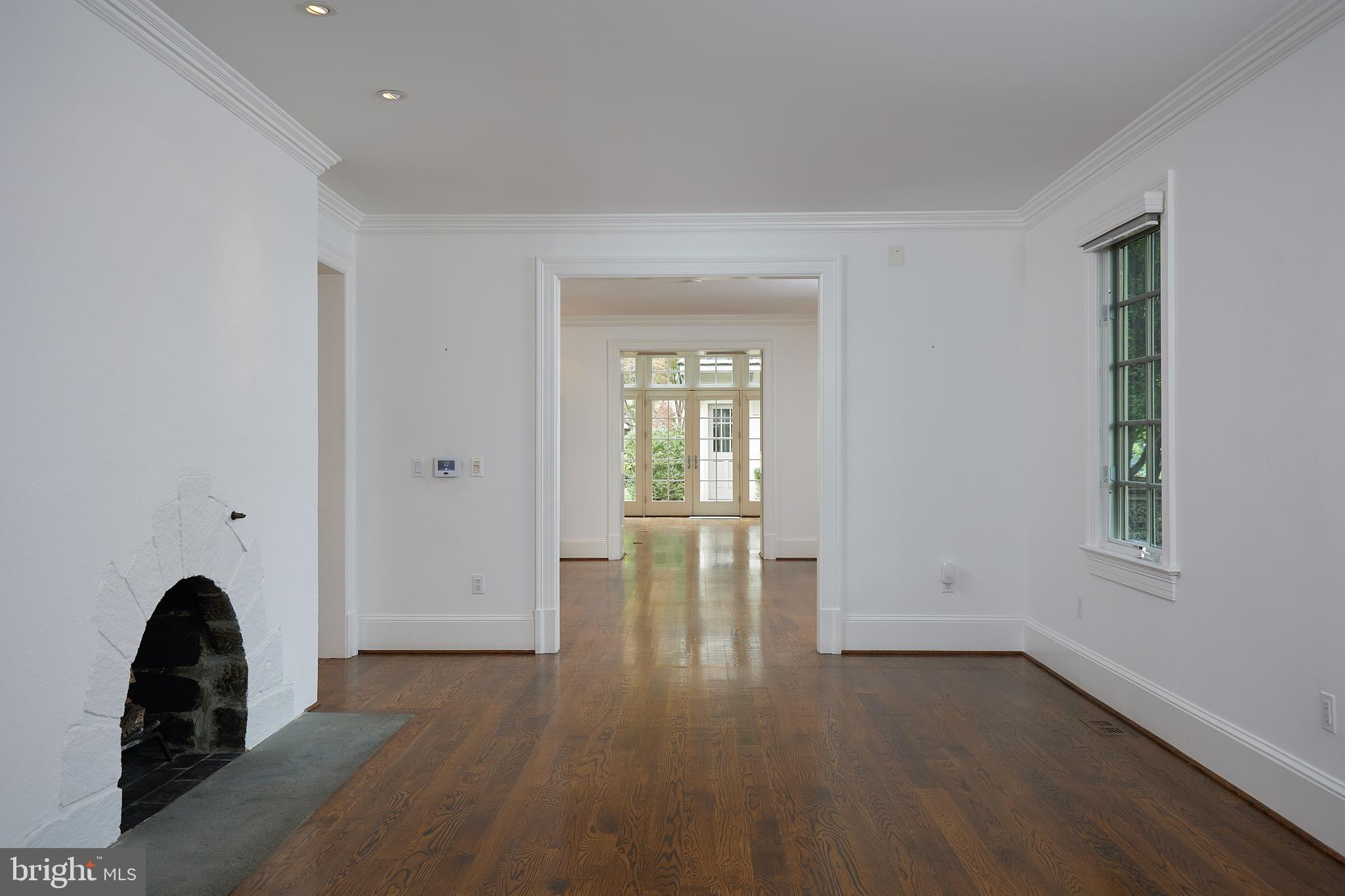 CHEVY CHASE VILLAGE - Residential