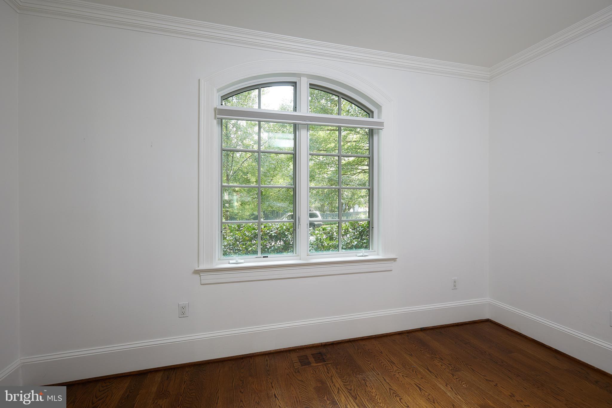 CHEVY CHASE VILLAGE - Residential