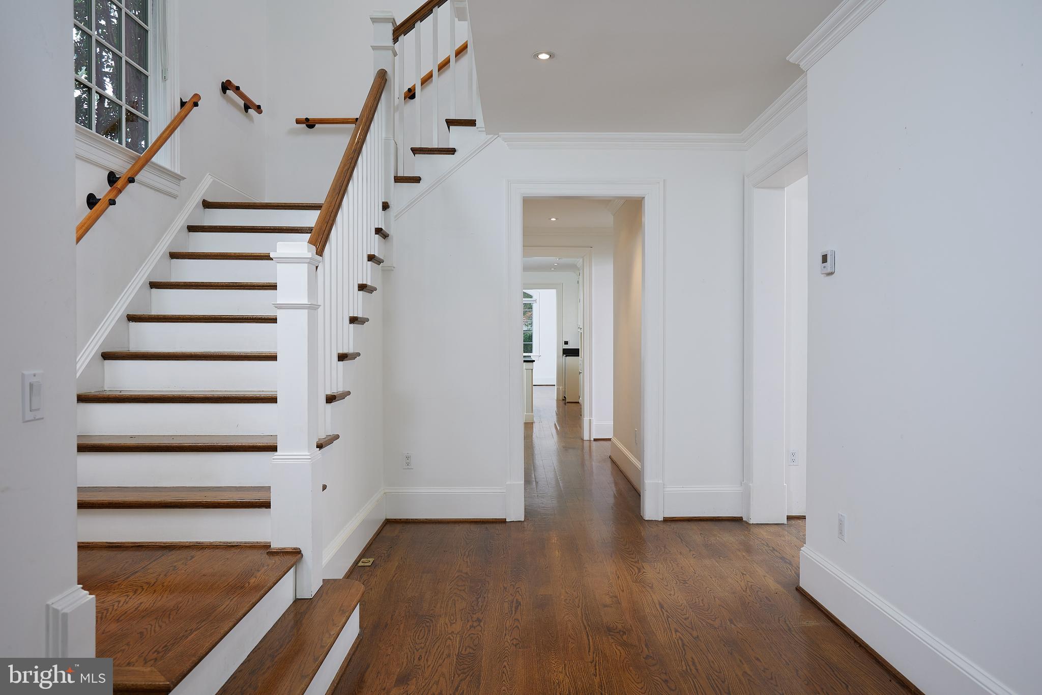 CHEVY CHASE VILLAGE - Residential