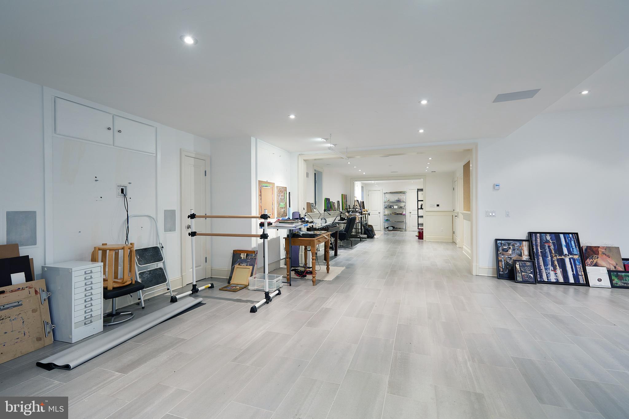 CHEVY CHASE VILLAGE - Residential