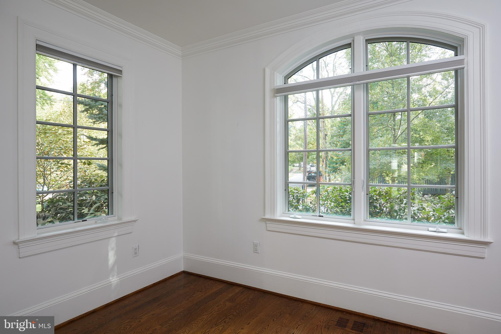 CHEVY CHASE VILLAGE - Residential