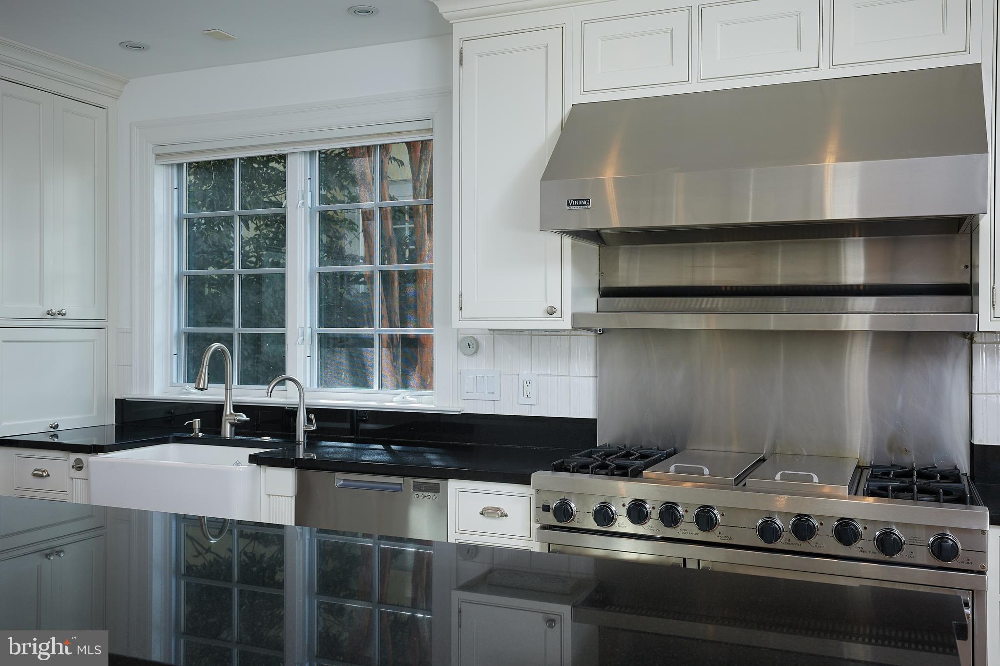 CHEVY CHASE VILLAGE - Residential