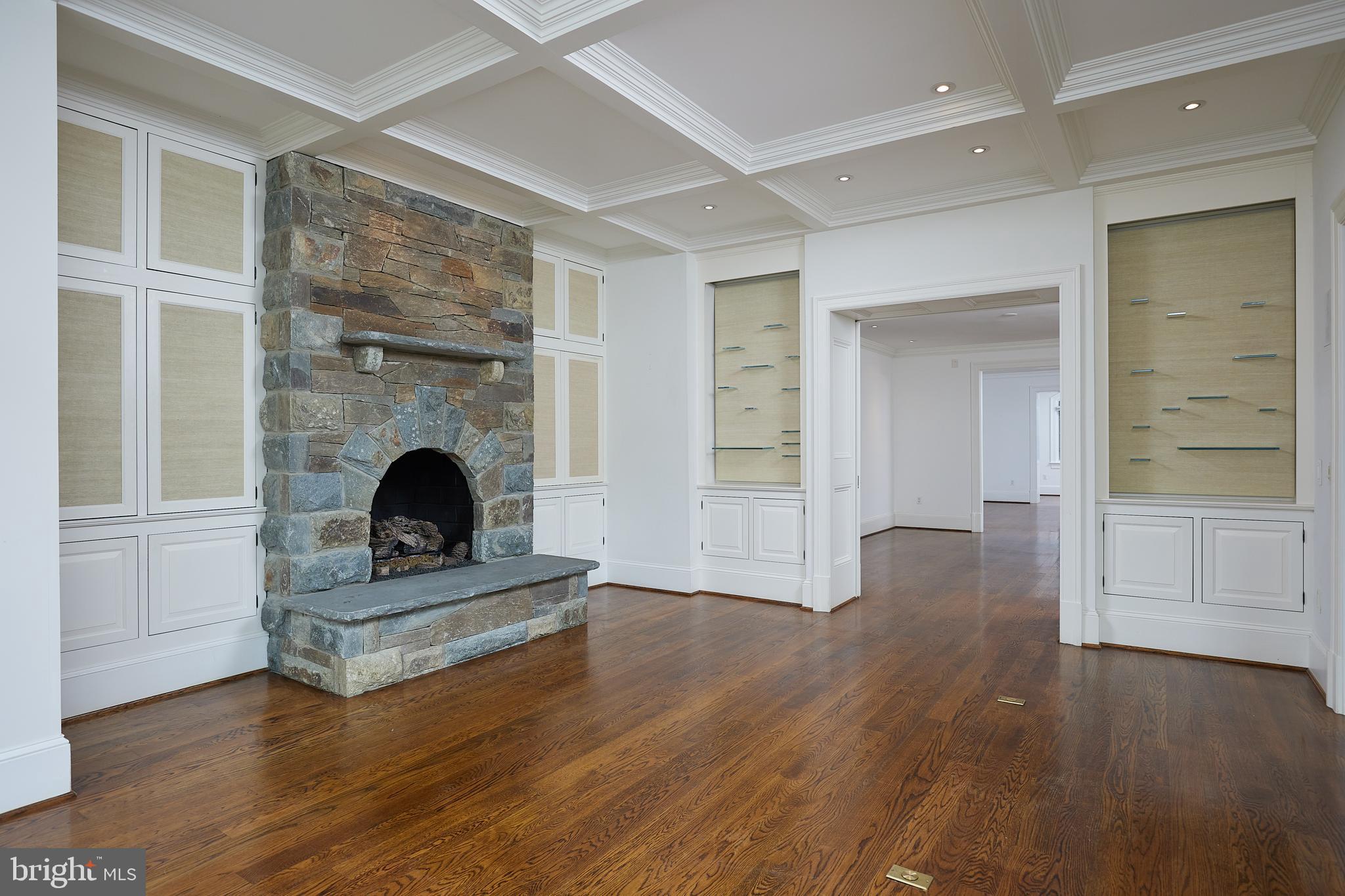 CHEVY CHASE VILLAGE - Residential