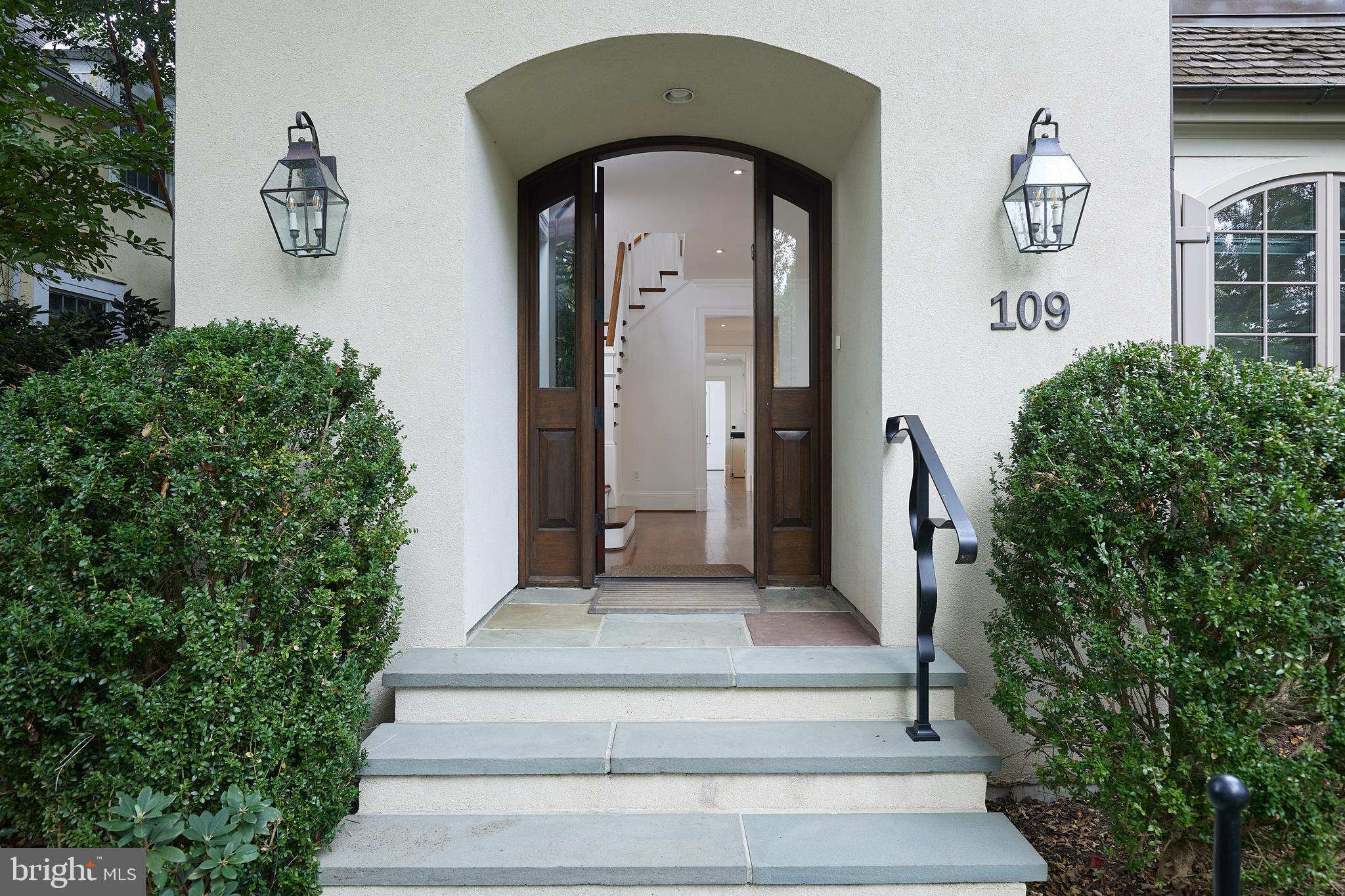 CHEVY CHASE VILLAGE - Residential