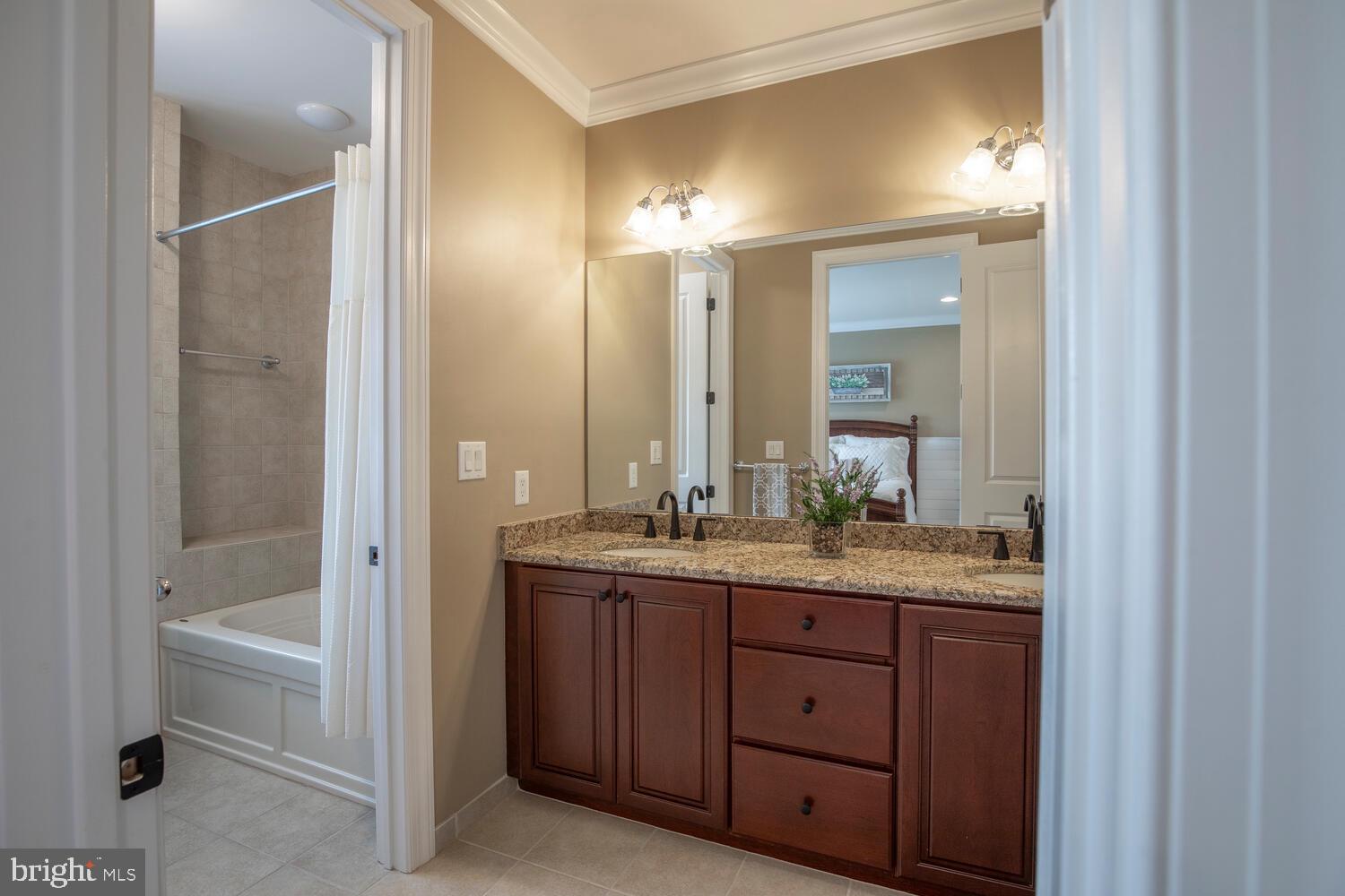 ASHLAND MEADOWS - Residential