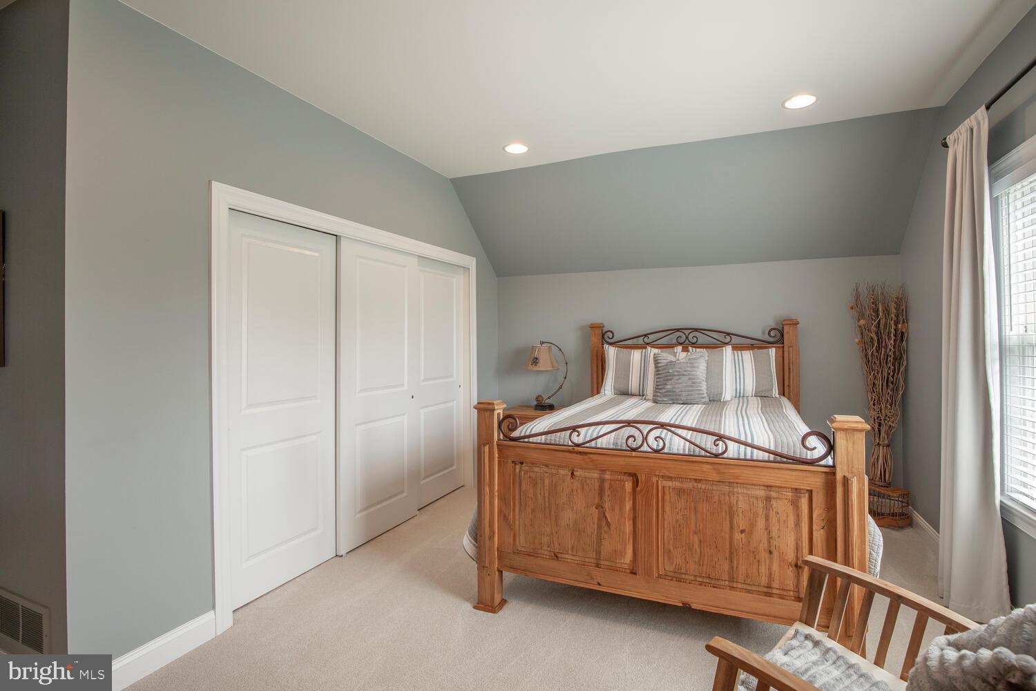 ASHLAND MEADOWS - Residential