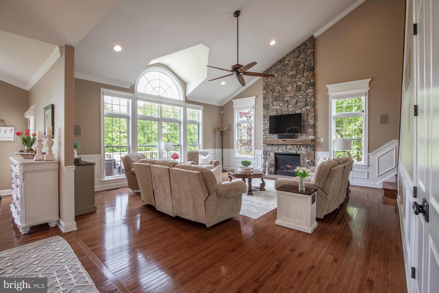 ASHLAND MEADOWS - Residential