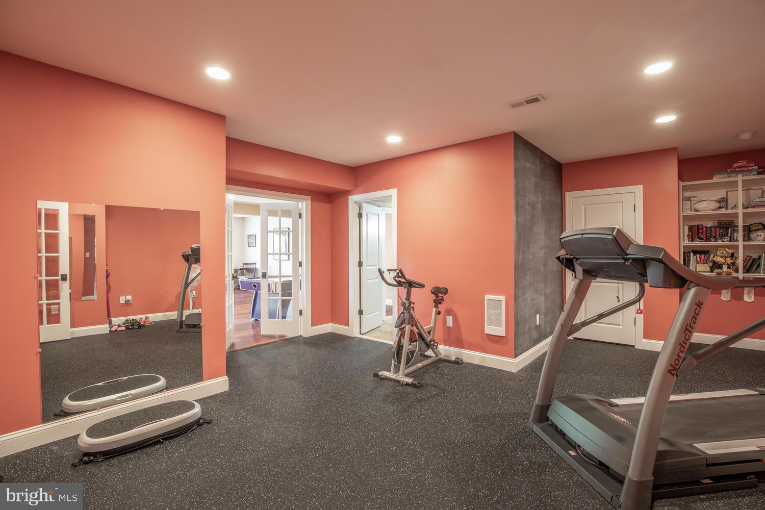 ASHLAND MEADOWS - Residential