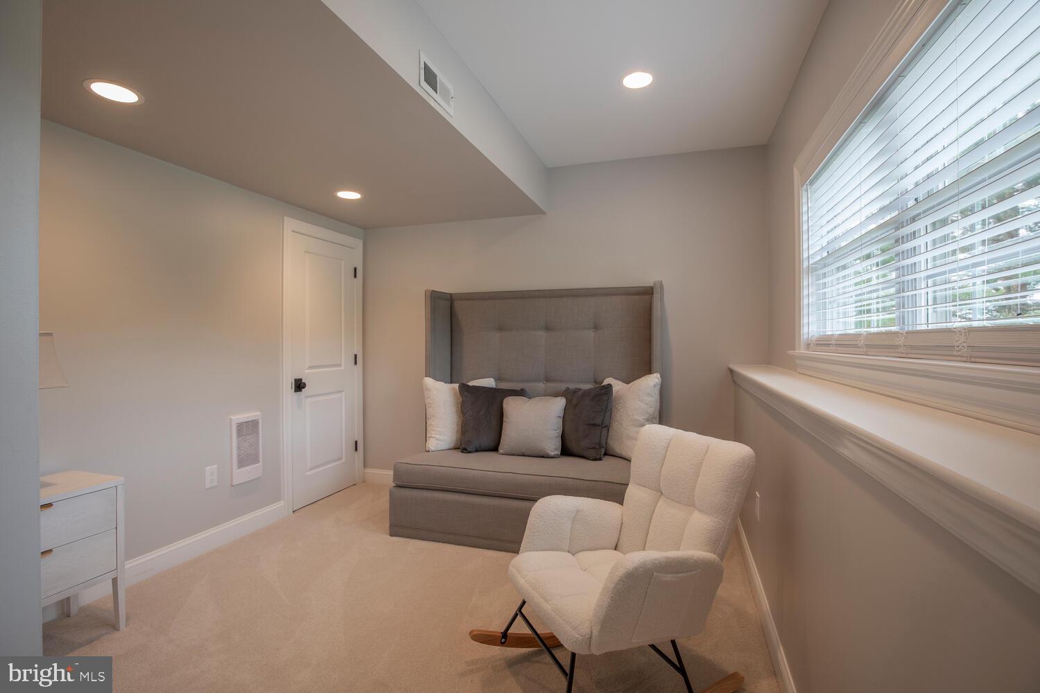 ASHLAND MEADOWS - Residential