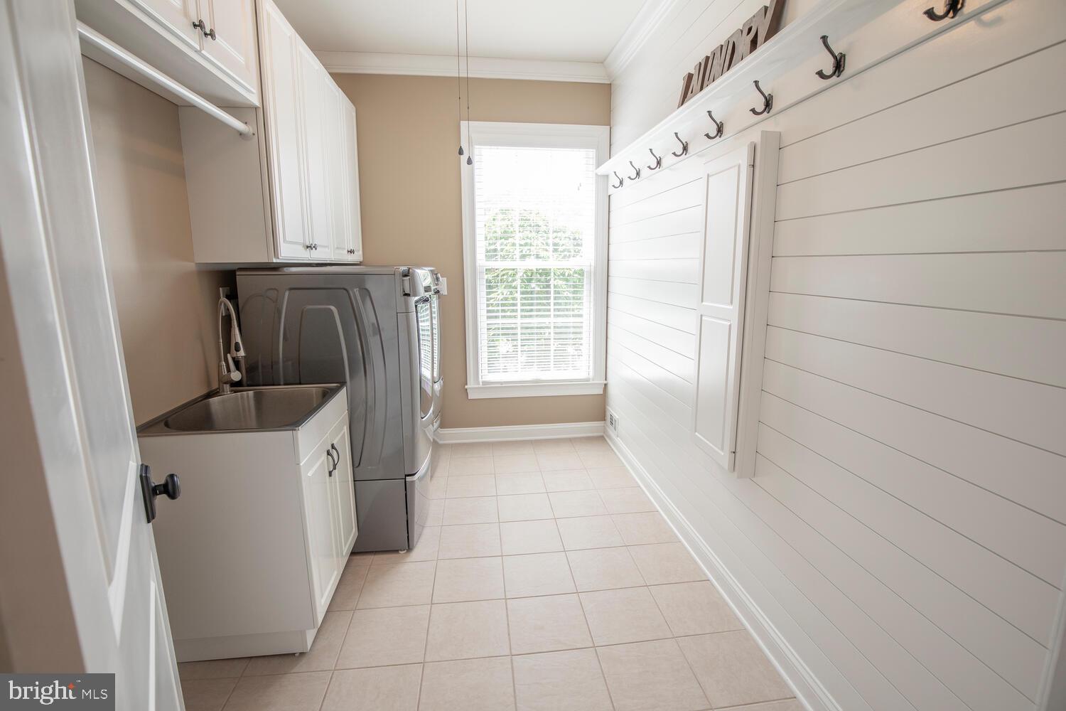 ASHLAND MEADOWS - Residential