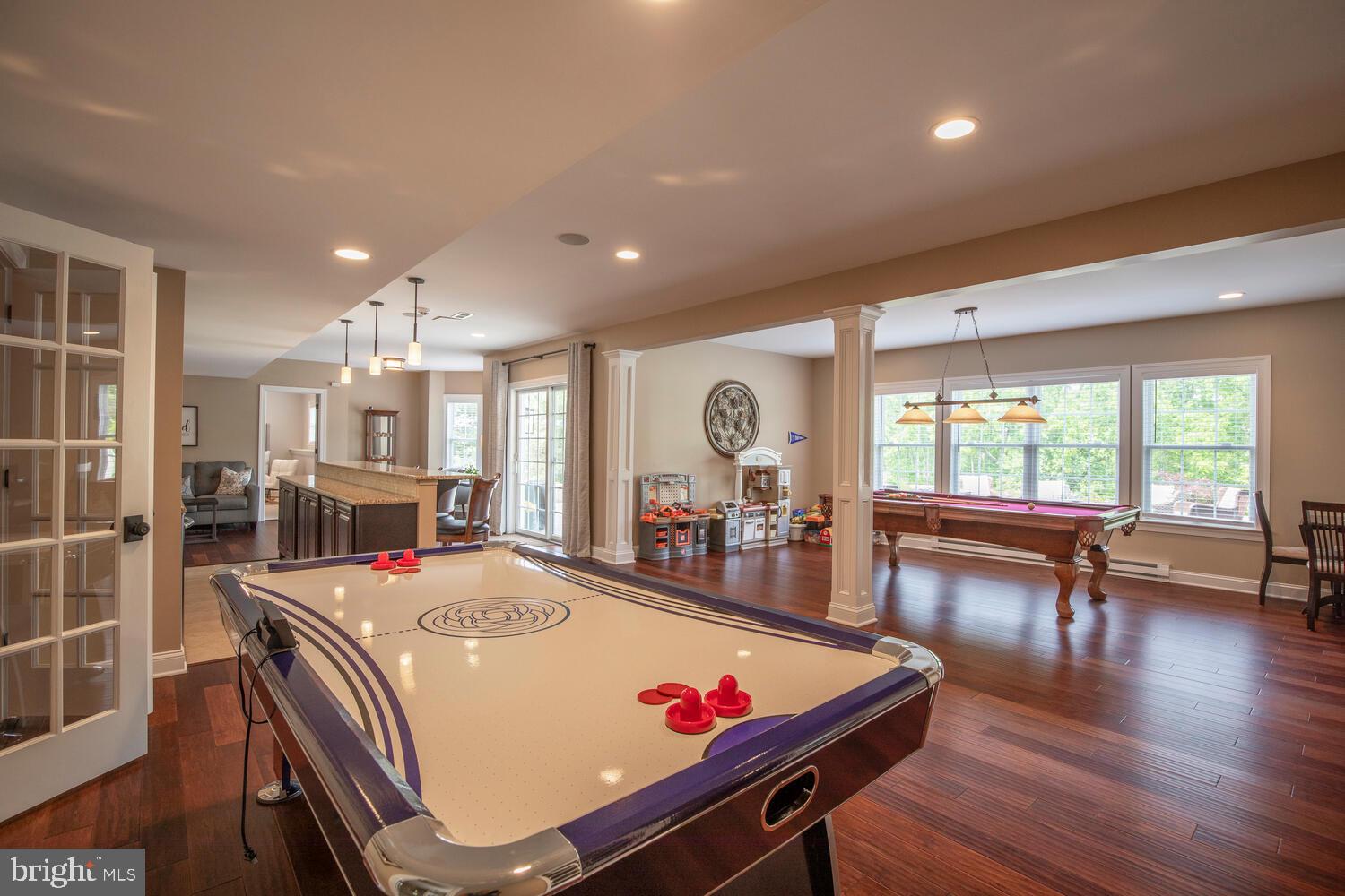 ASHLAND MEADOWS - Residential