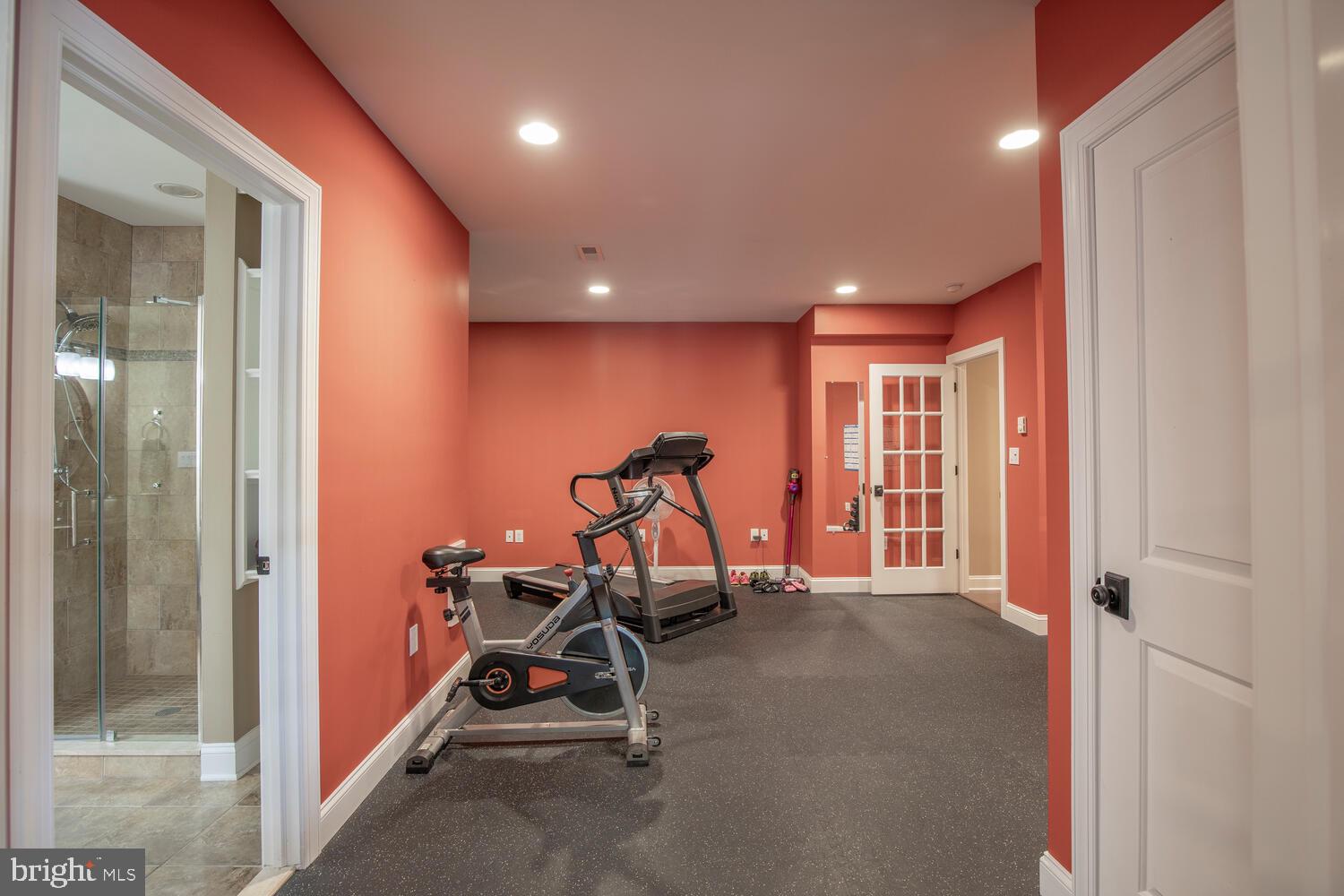 ASHLAND MEADOWS - Residential