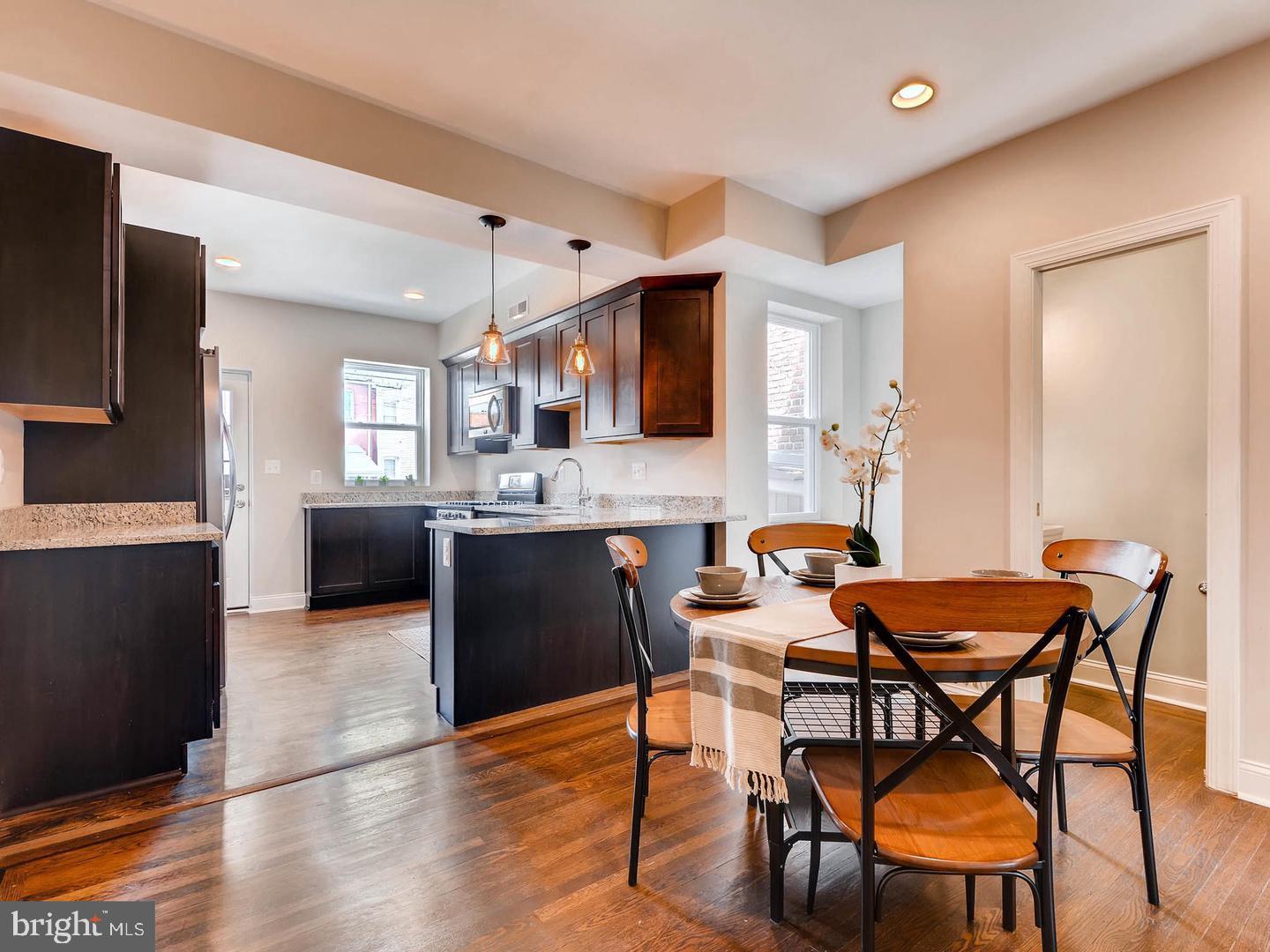 GREEKTOWN - Residential