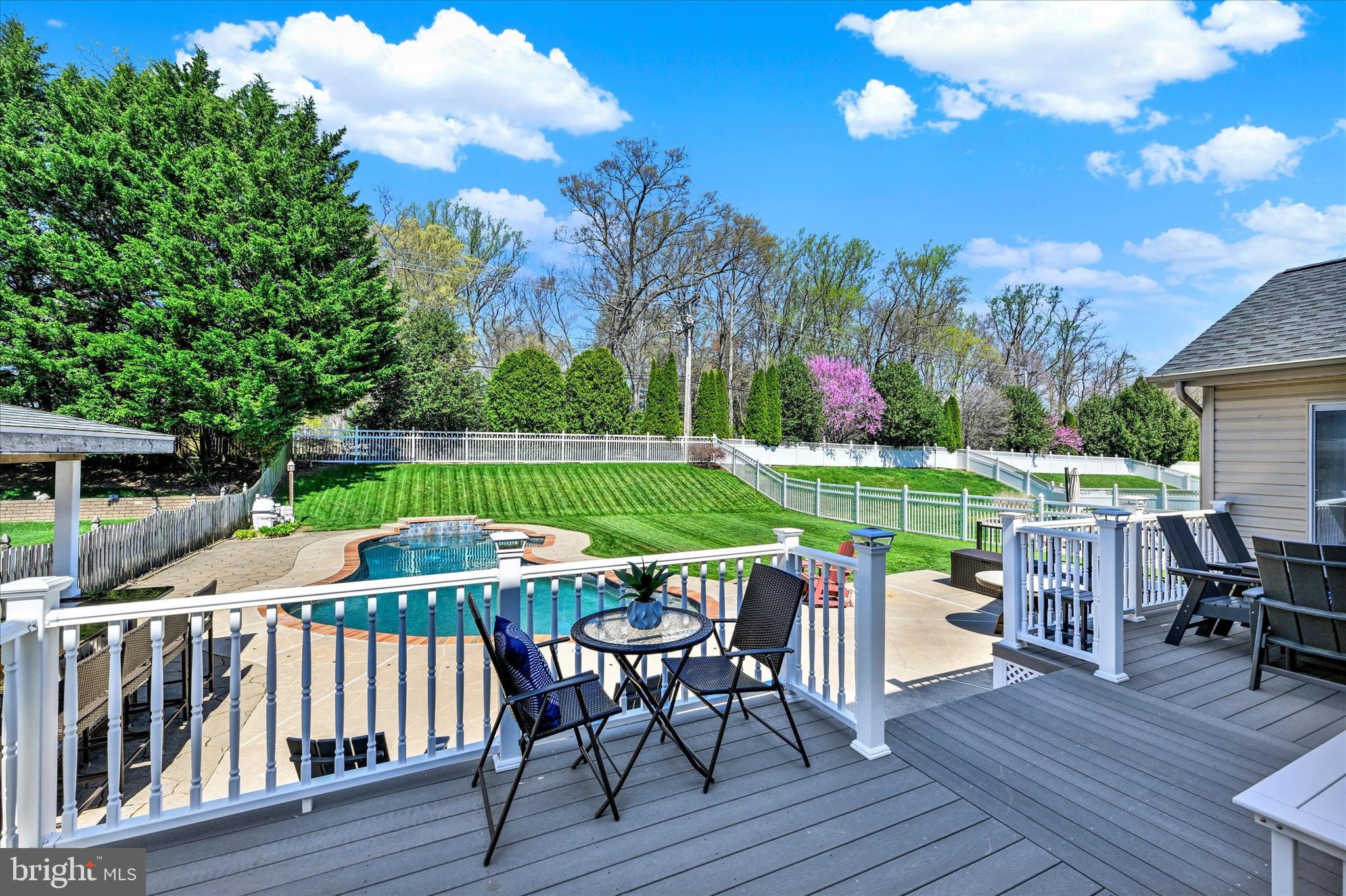 WEST VALLEY OAKS - Residential