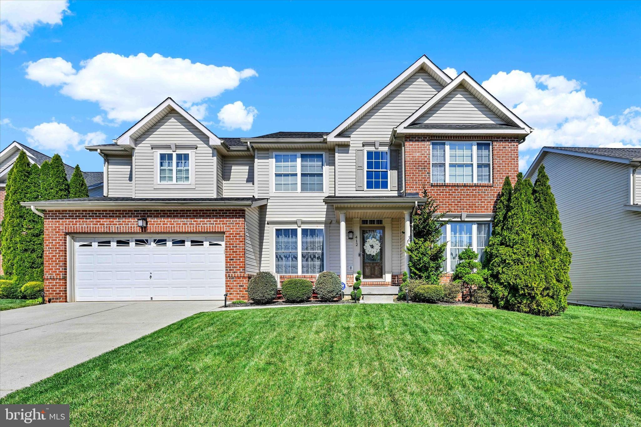 WEST VALLEY OAKS - Residential