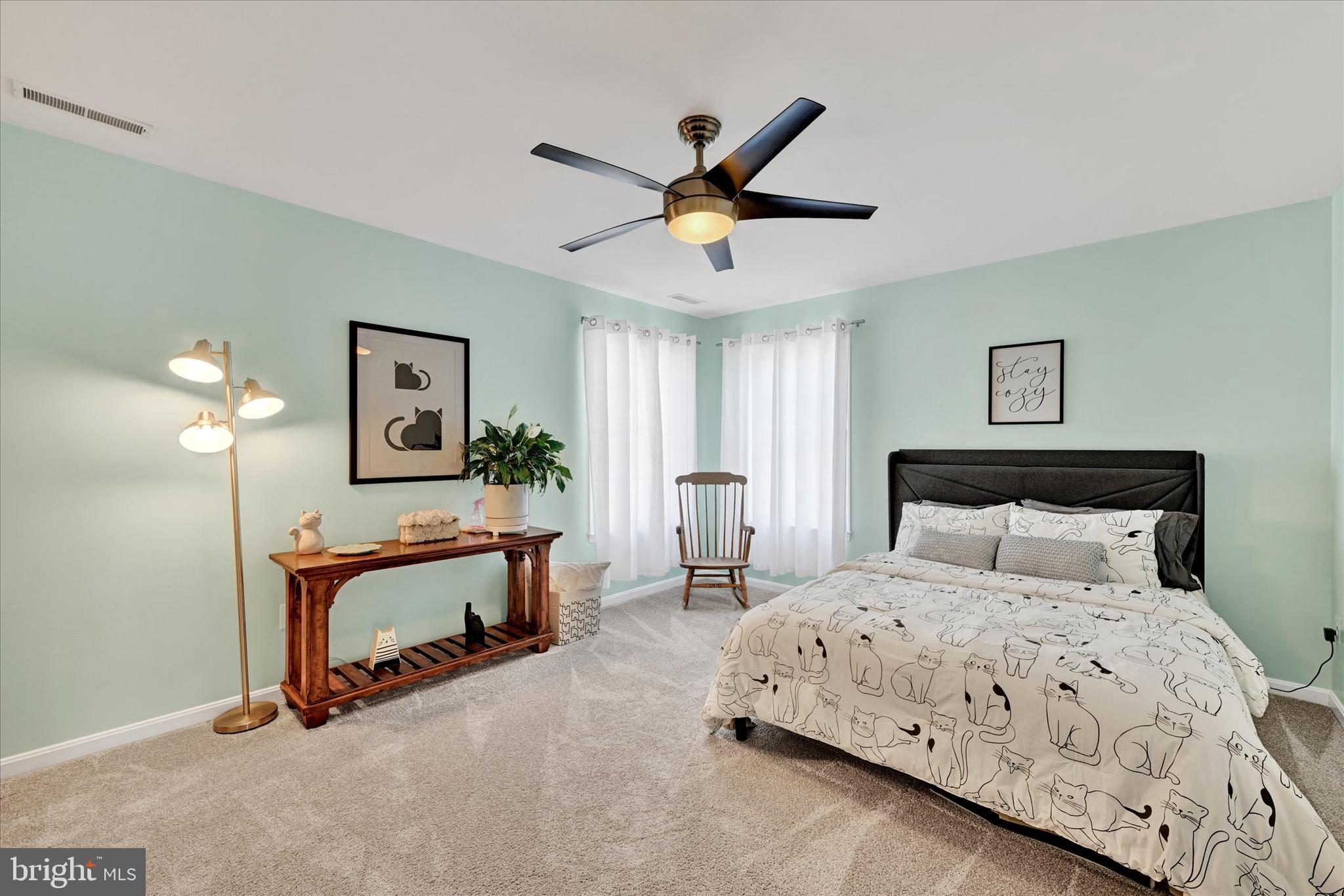 WEST VALLEY OAKS - Residential