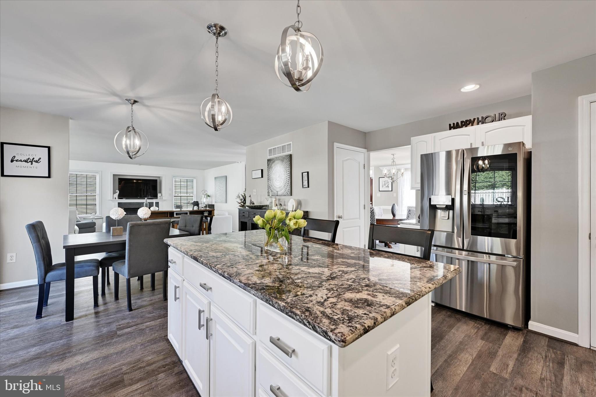 WEST VALLEY OAKS - Residential