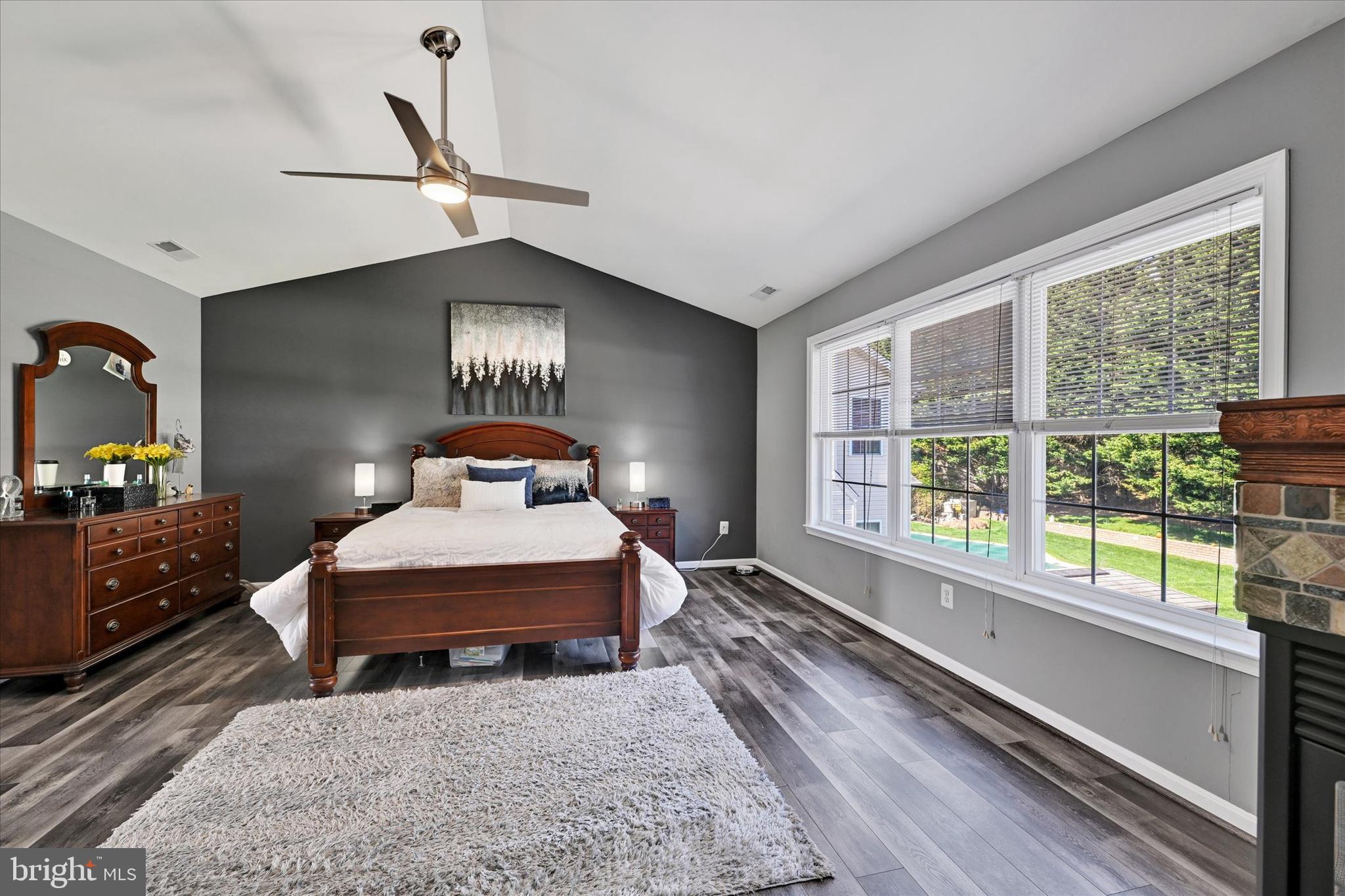 WEST VALLEY OAKS - Residential