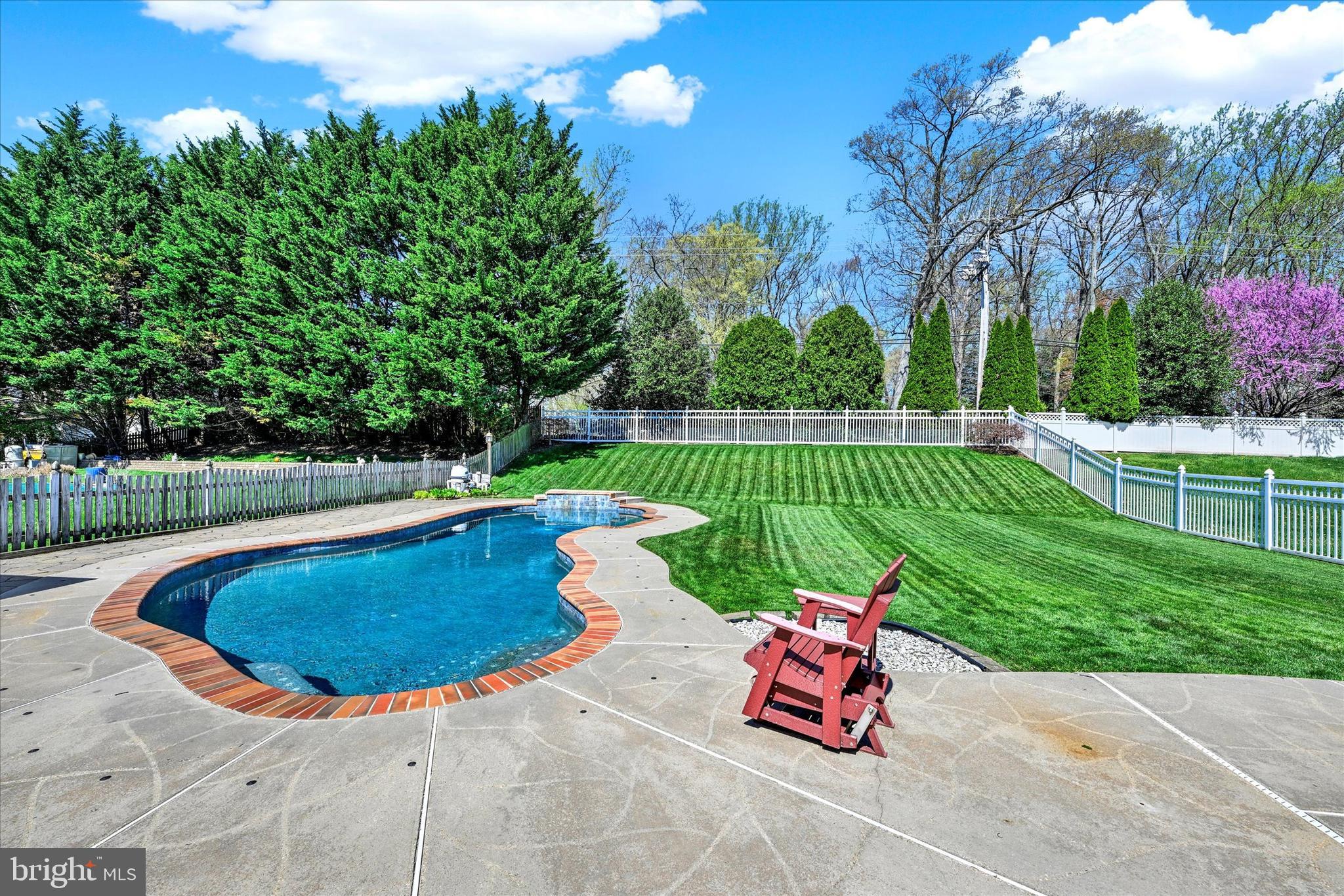 WEST VALLEY OAKS - Residential