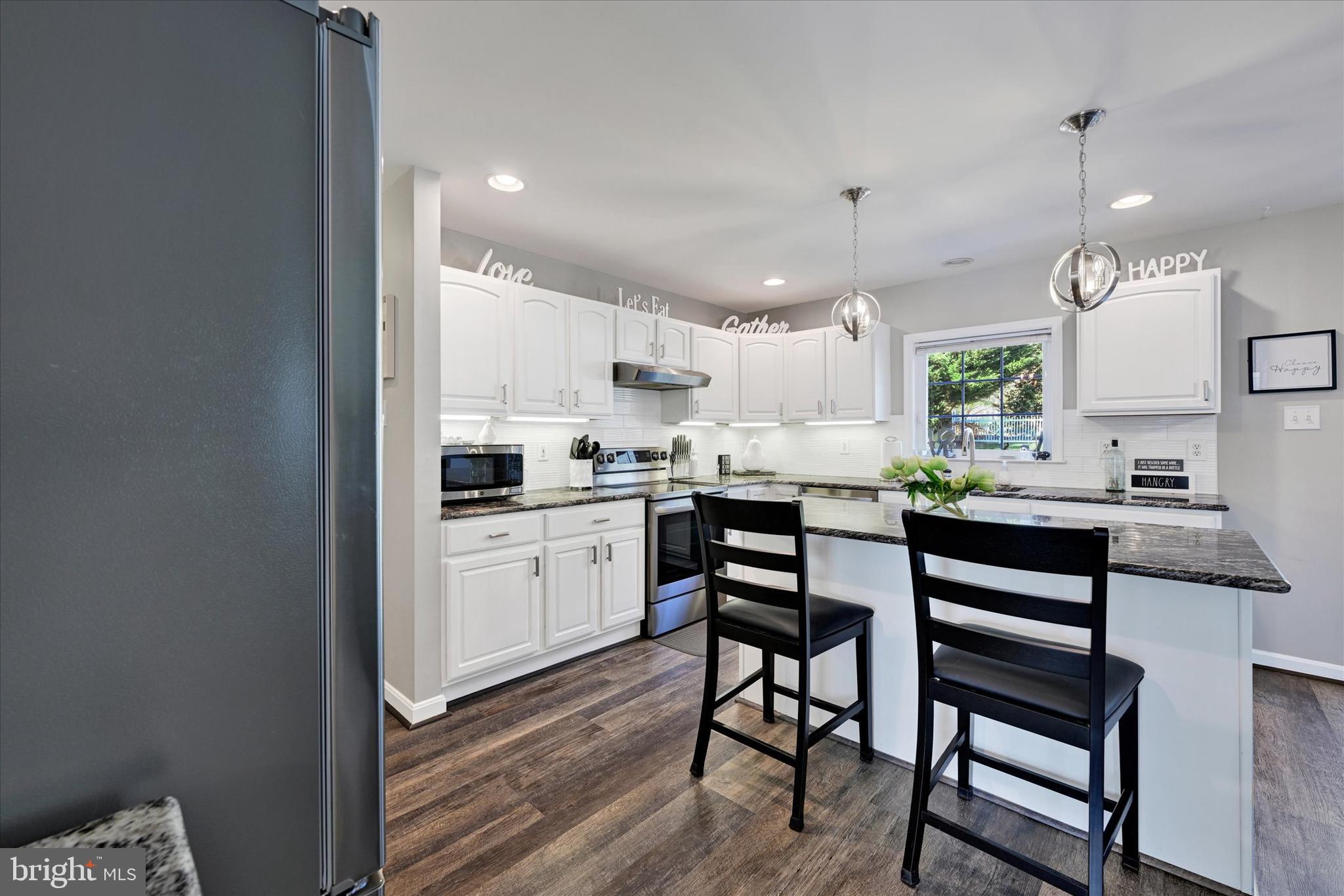 WEST VALLEY OAKS - Residential