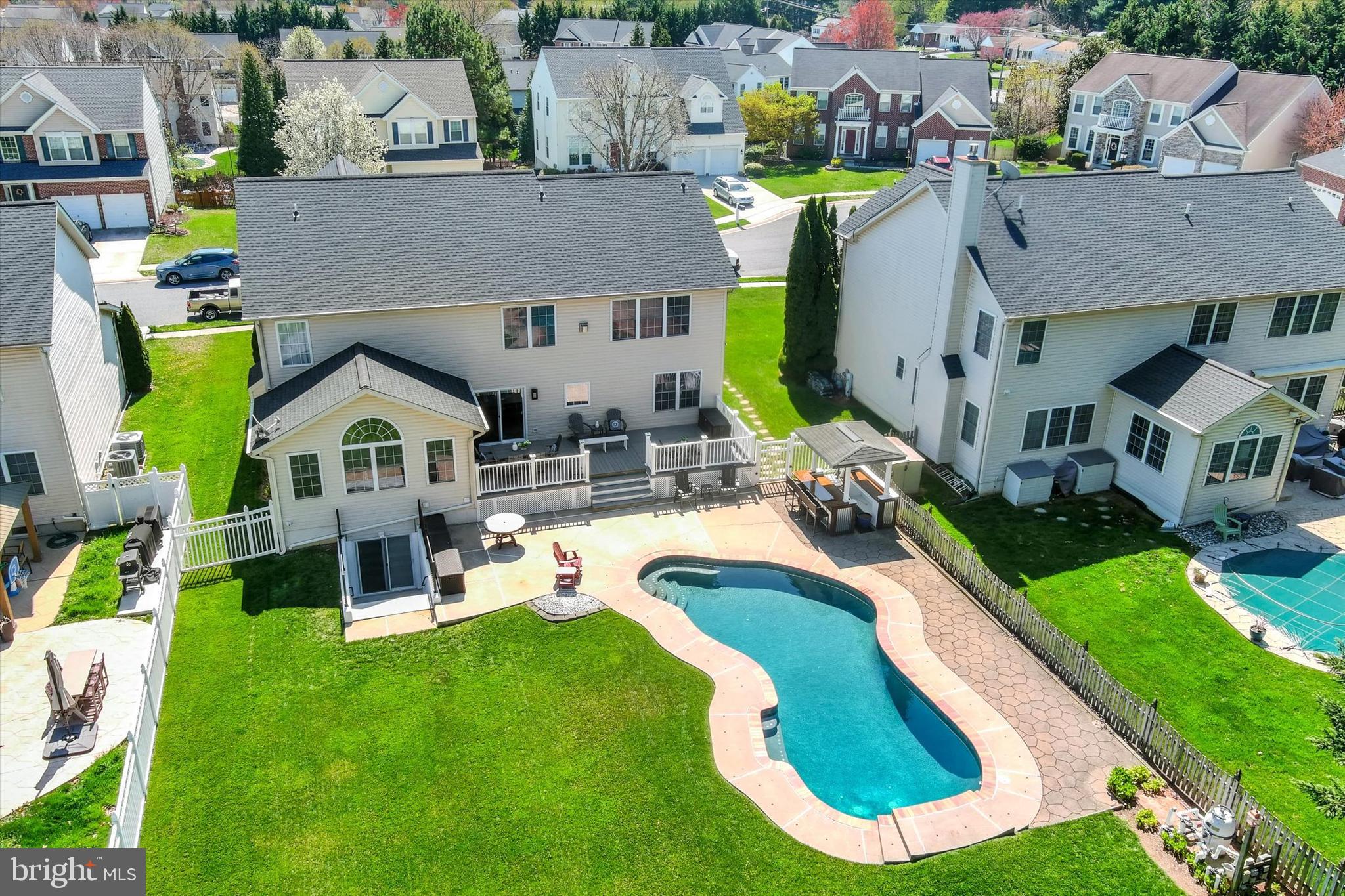 WEST VALLEY OAKS - Residential