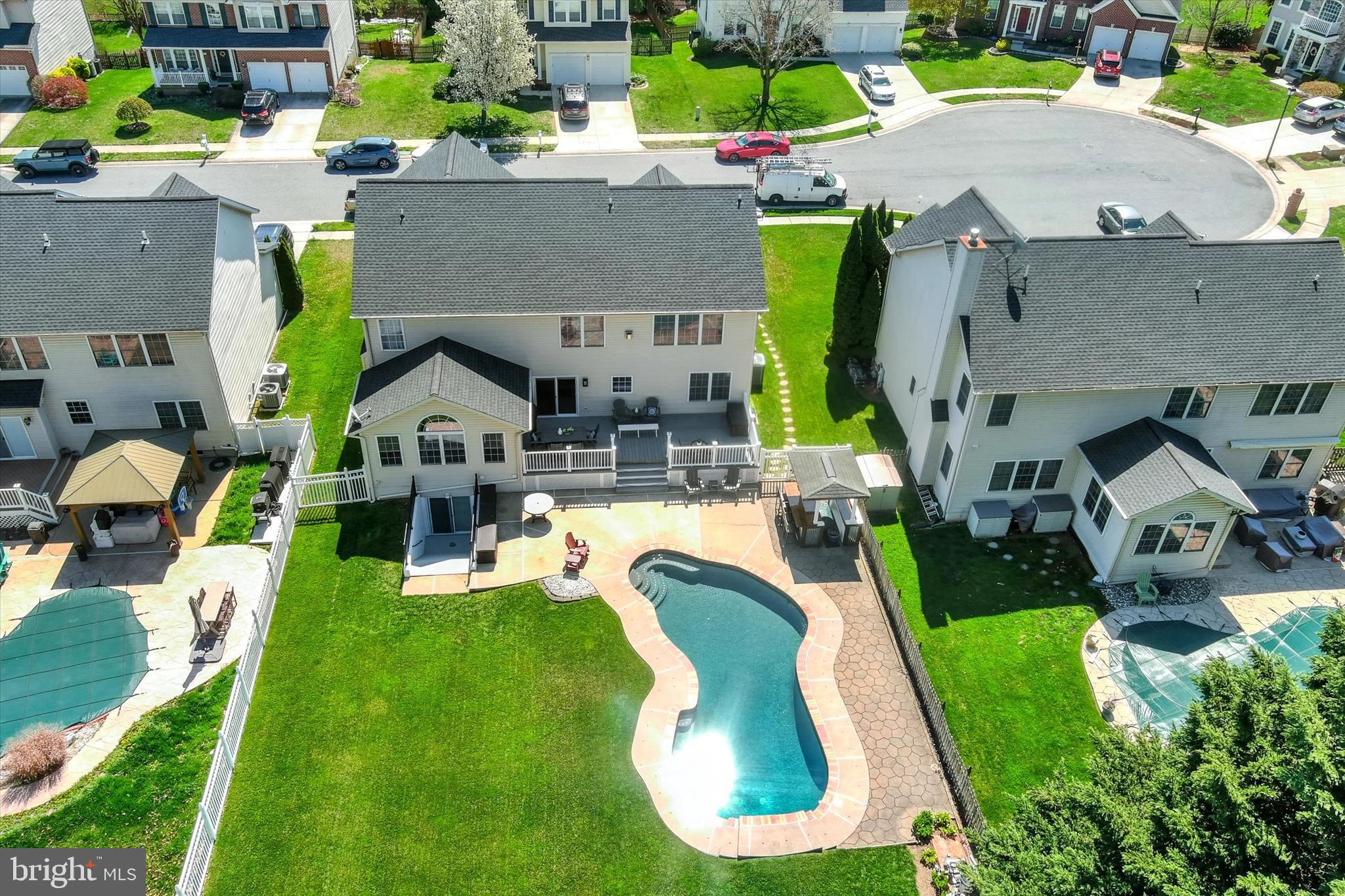 WEST VALLEY OAKS - Residential