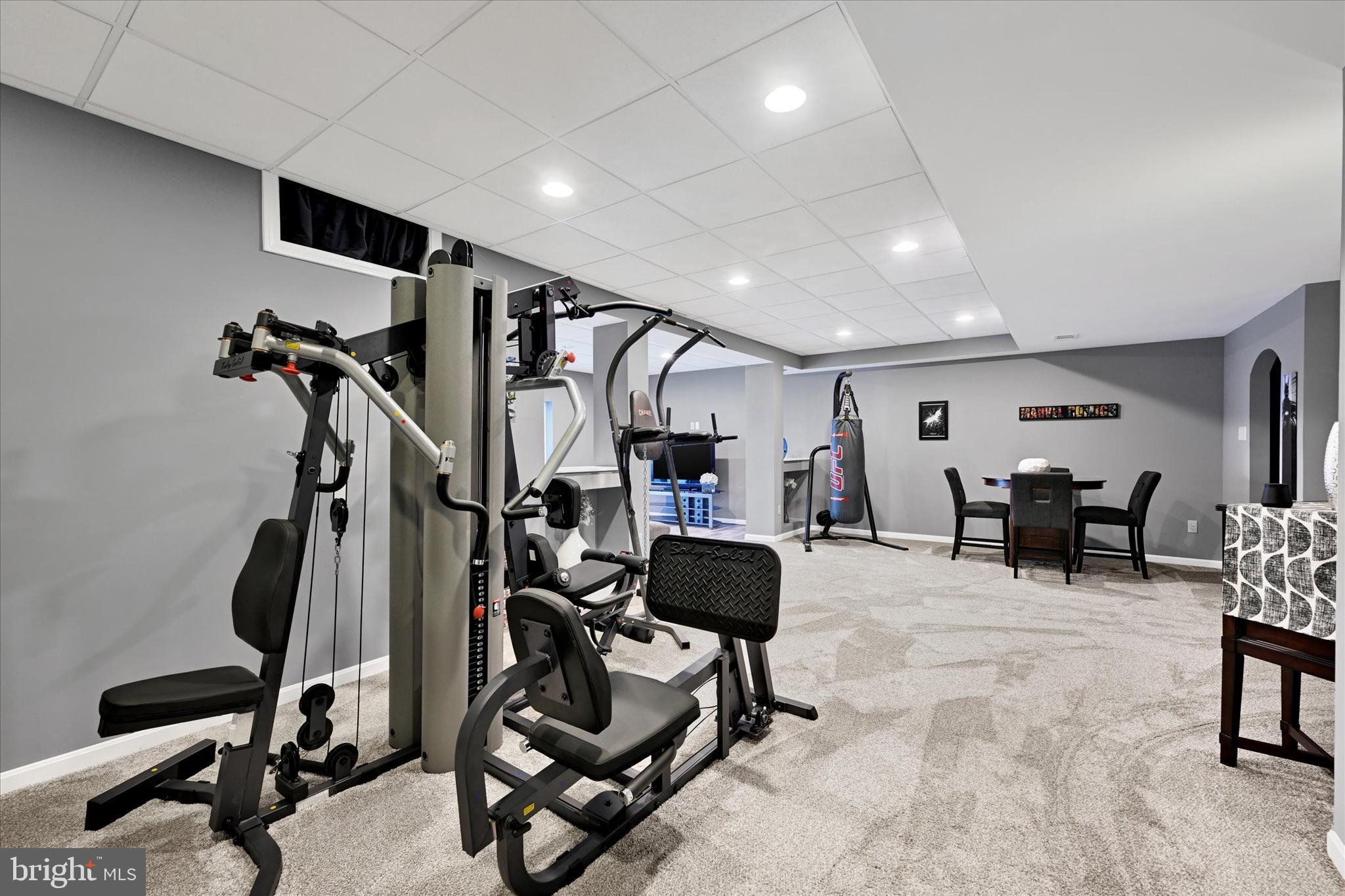 WEST VALLEY OAKS - Residential