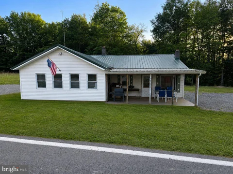 MLS: WVGT2001562