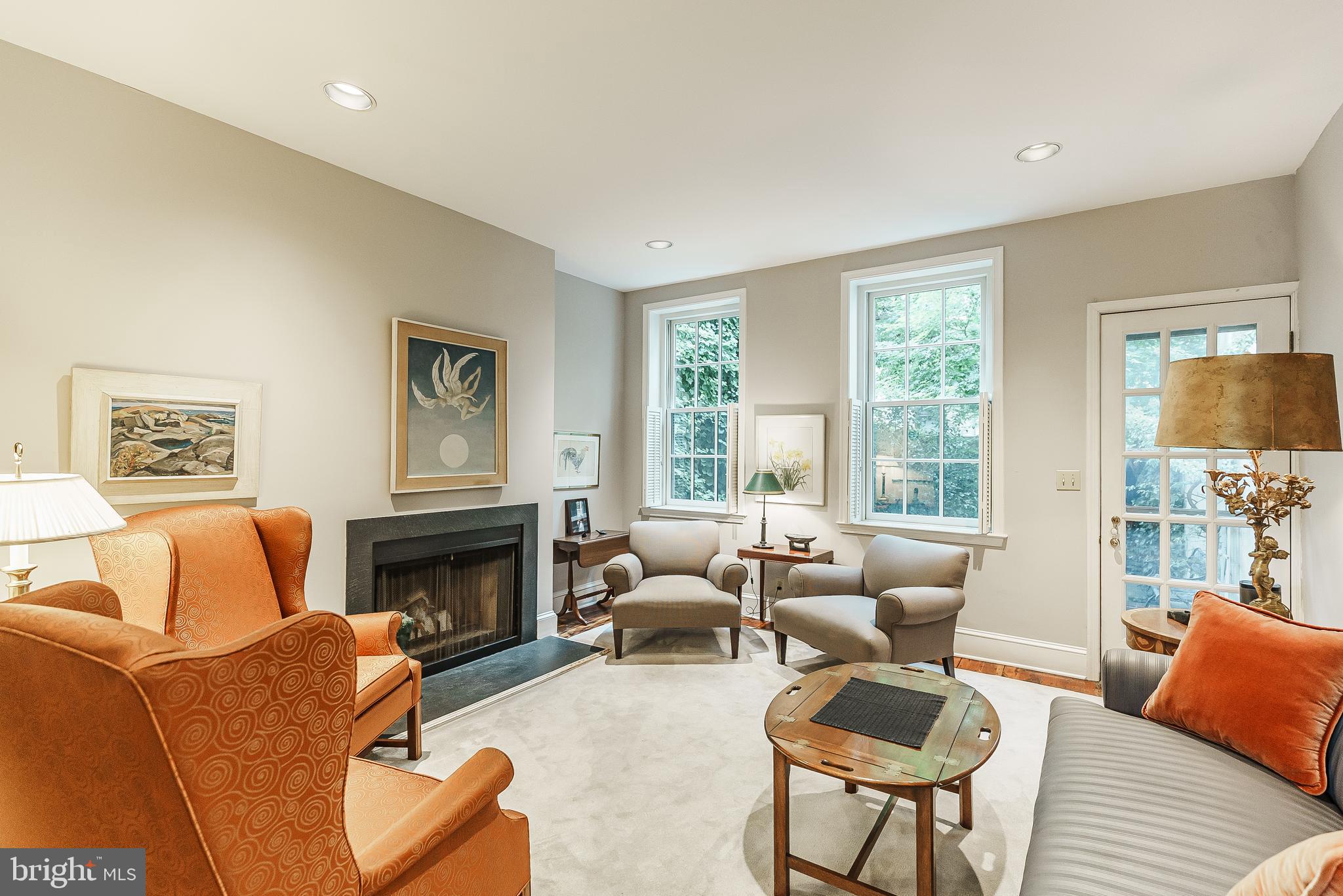 SOCIETY HILL - Residential