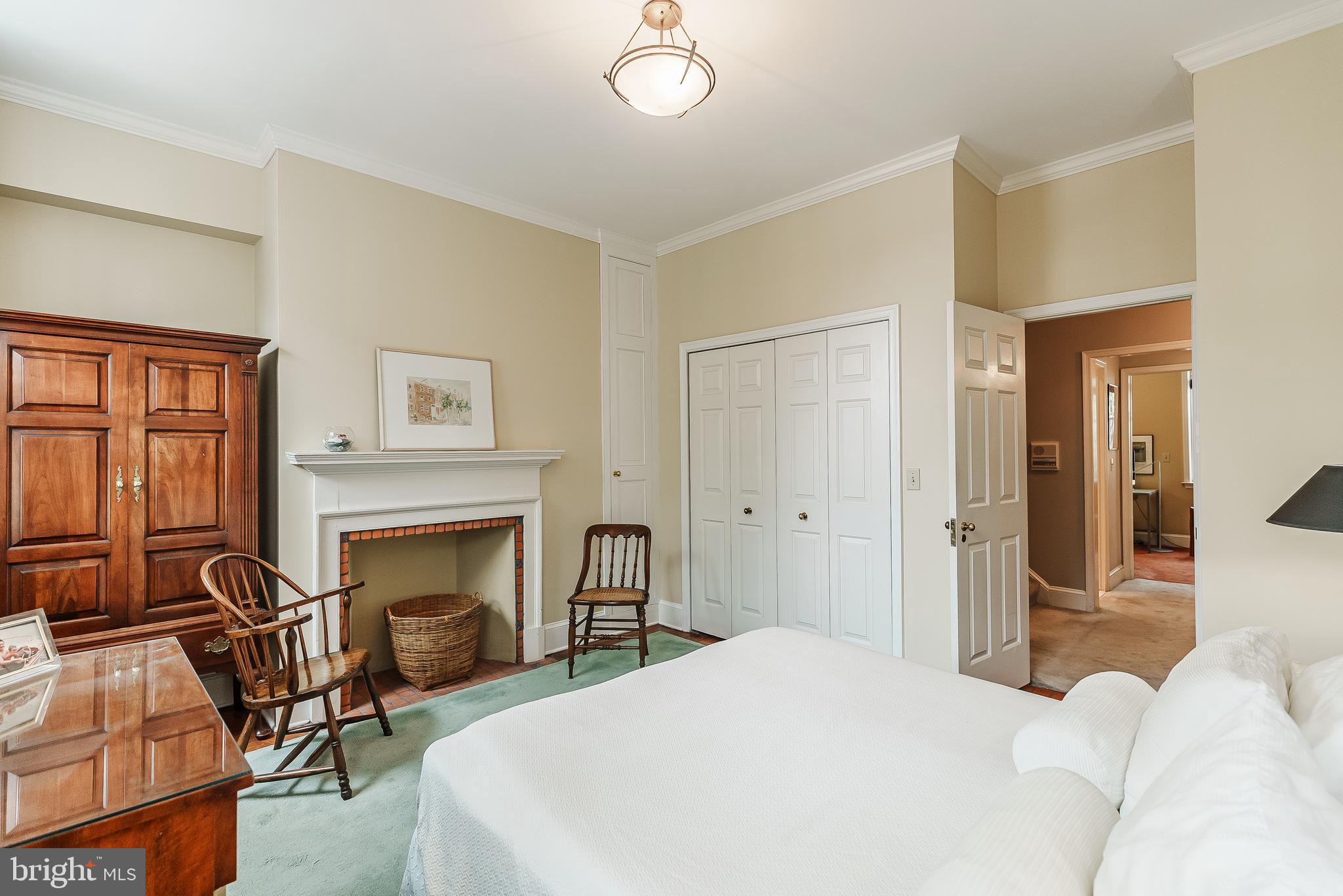 SOCIETY HILL - Residential