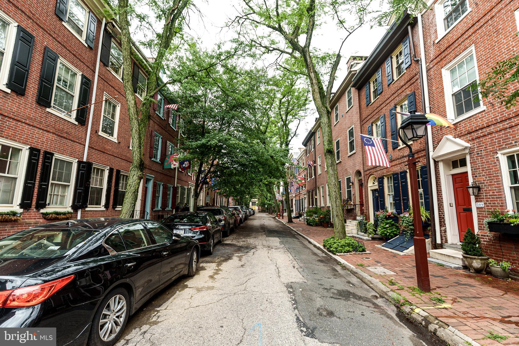 SOCIETY HILL - Residential