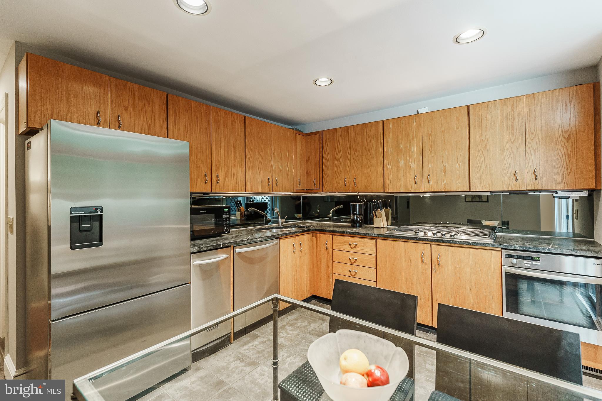 SOCIETY HILL - Residential